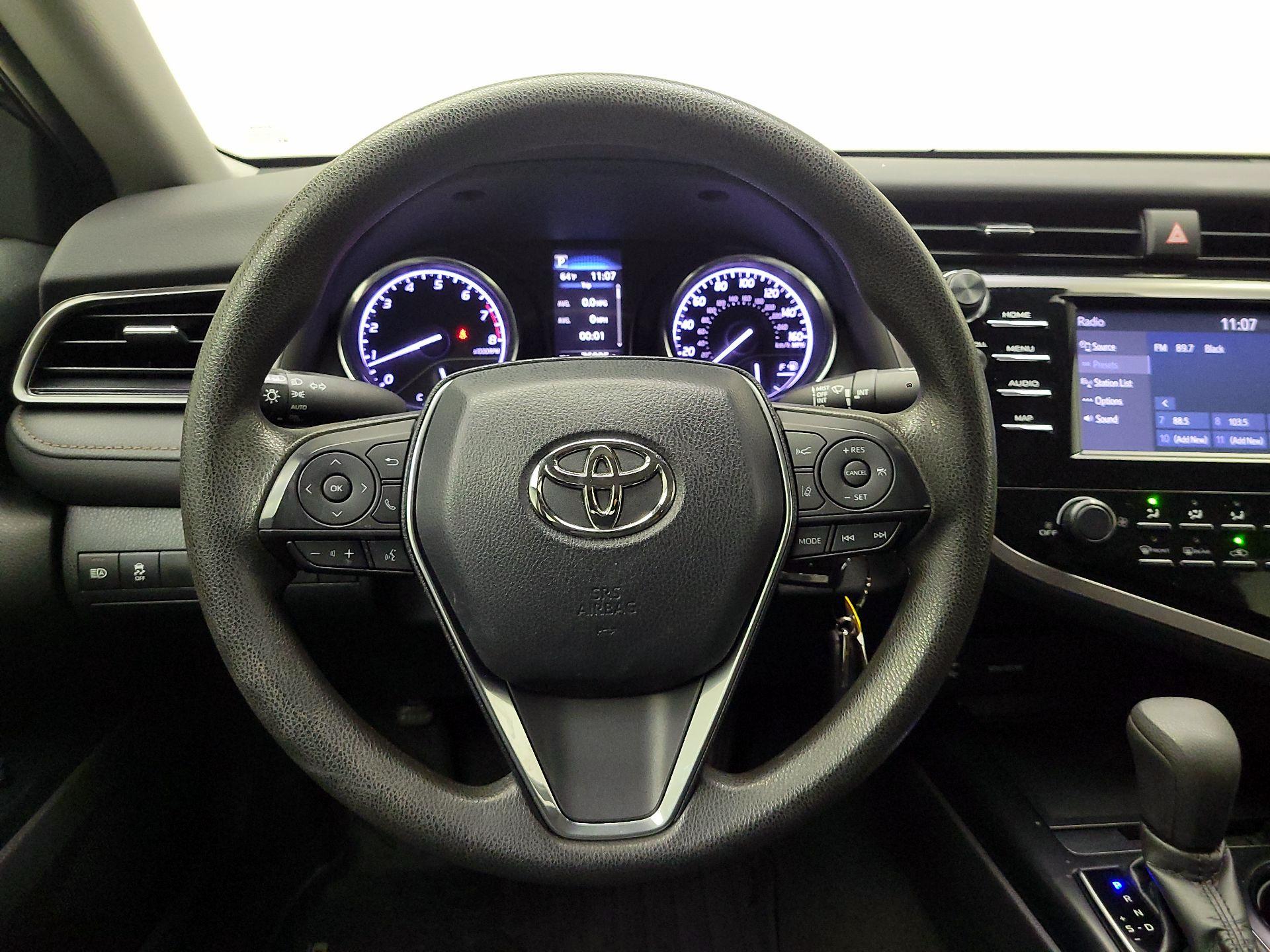 Thumbnail: 2019 Toyota Camry - 10
