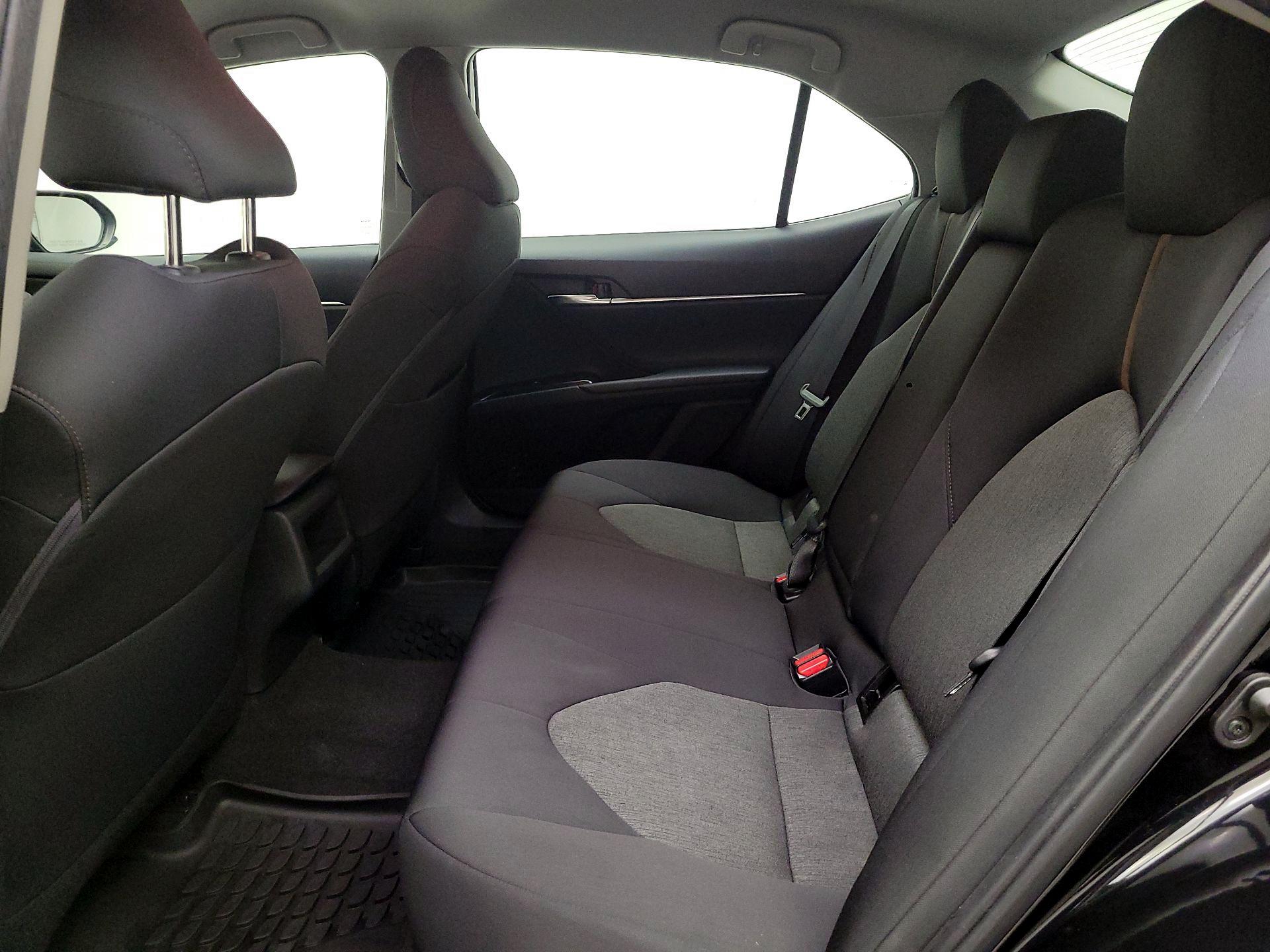 Thumbnail: 2019 Toyota Camry - 19