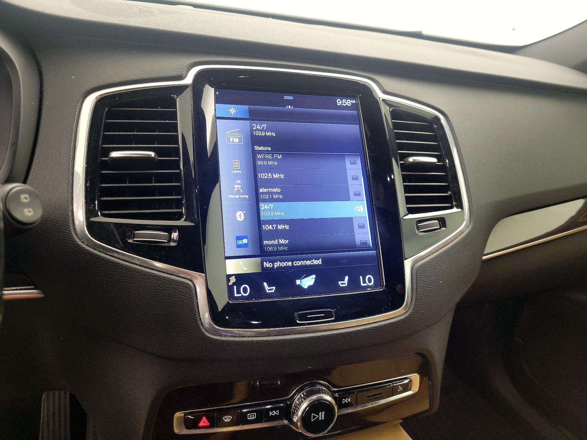Thumbnail: 2017 Volvo XC90 - 16