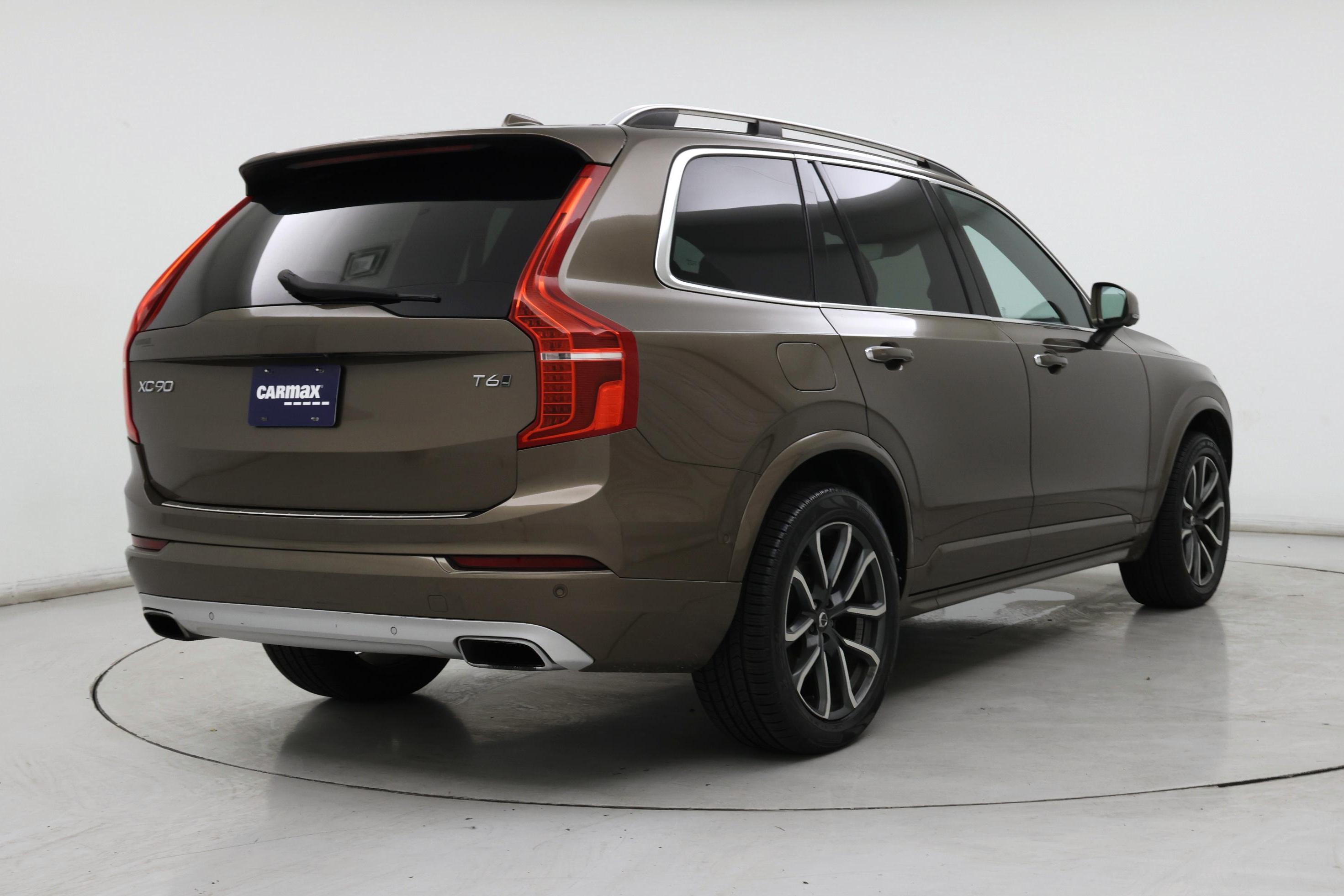 Thumbnail: 2017 Volvo XC90 - 8