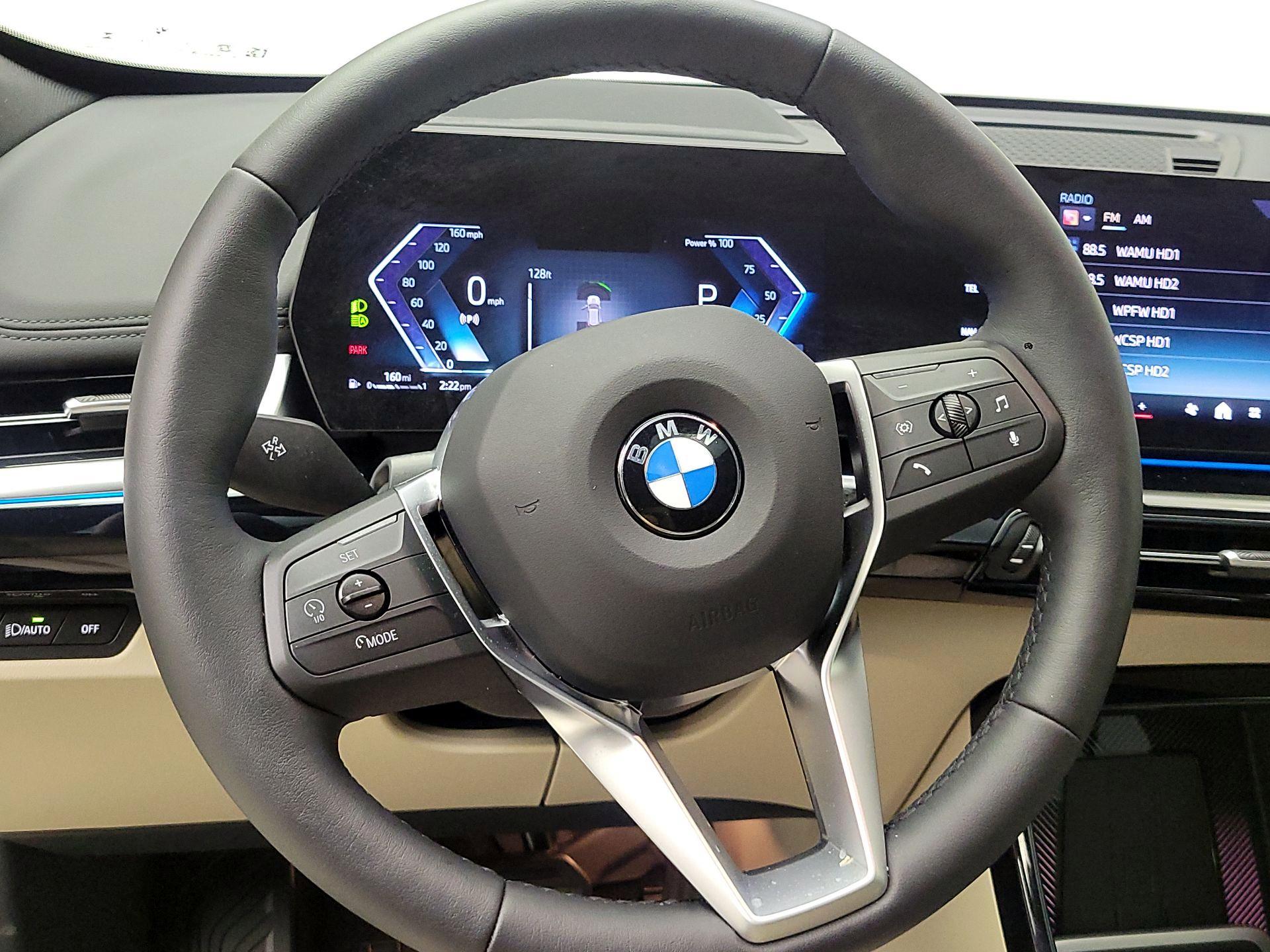 Thumbnail: 2025 BMW X1 - 10