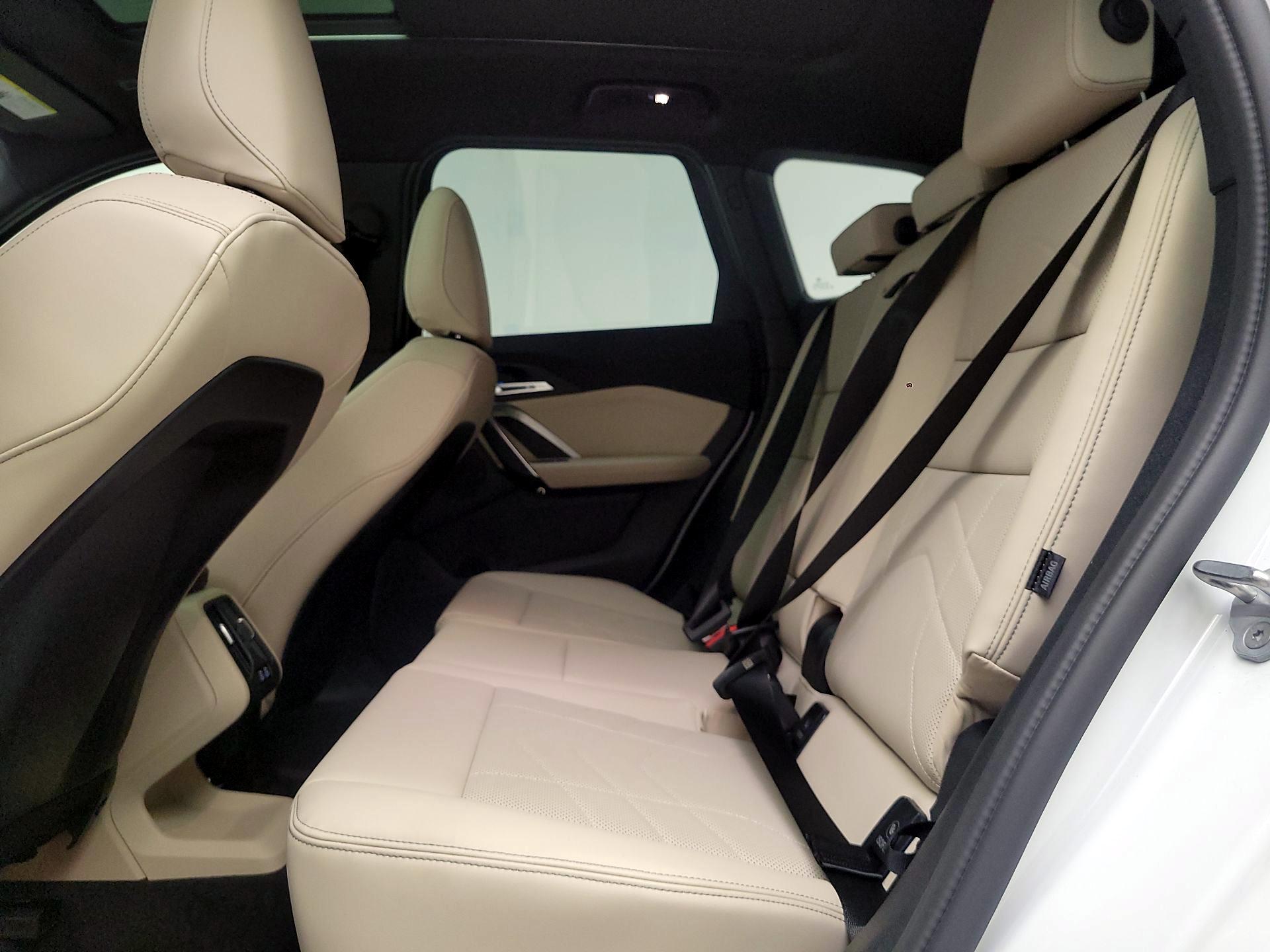 Thumbnail: 2025 BMW X1 - 20