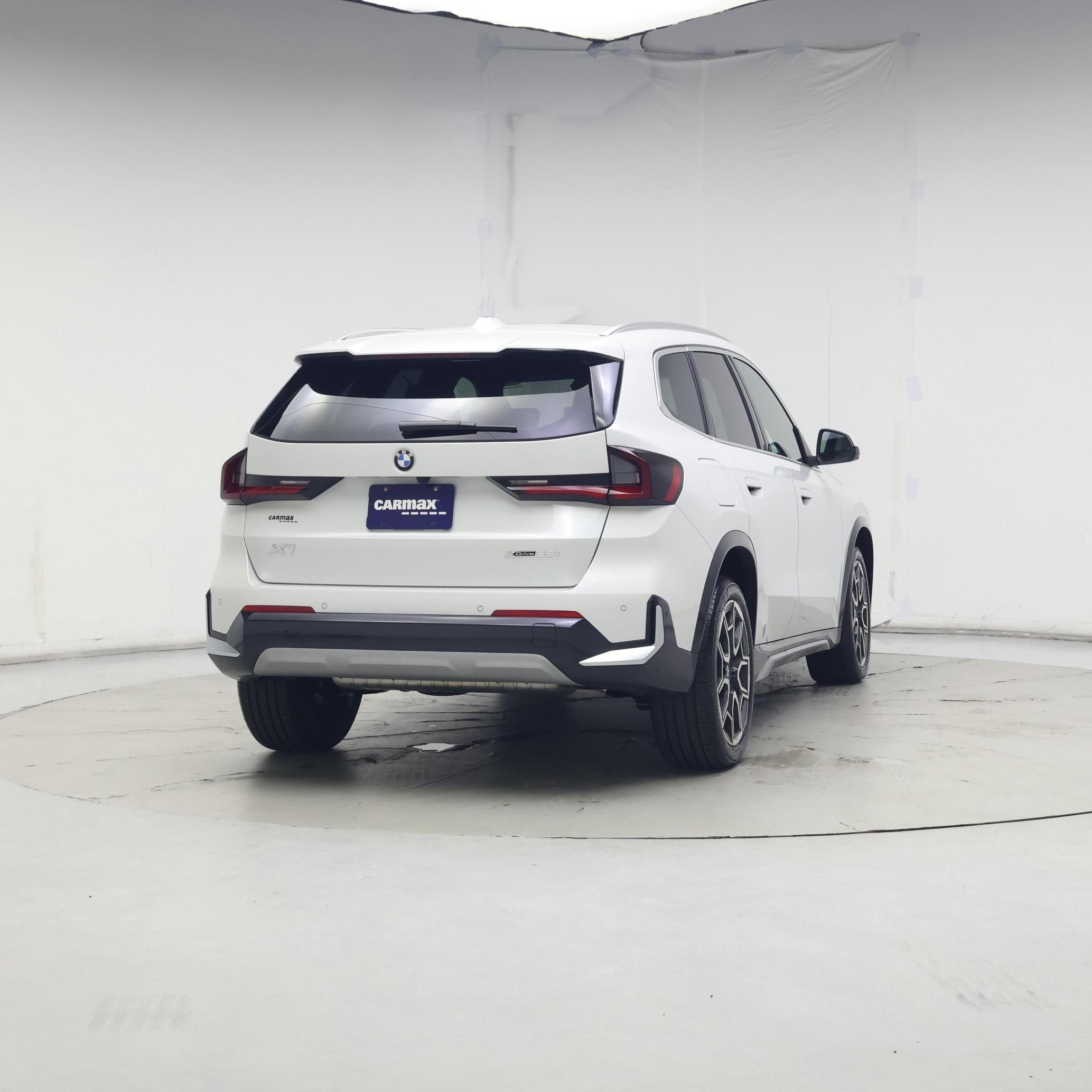 Thumbnail: 2025 BMW X1 - 8