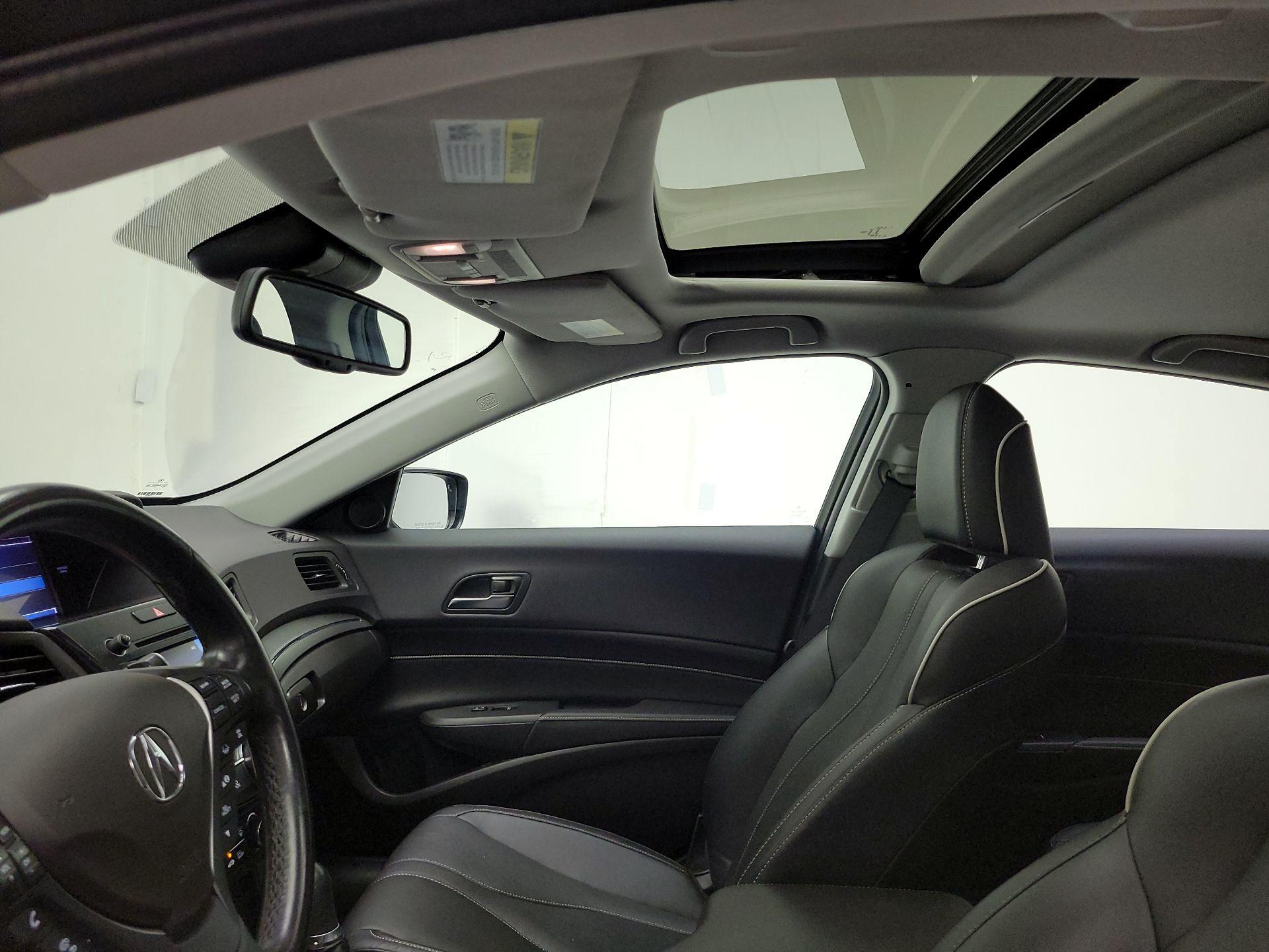 Thumbnail: 2019 Acura ILX - 19
