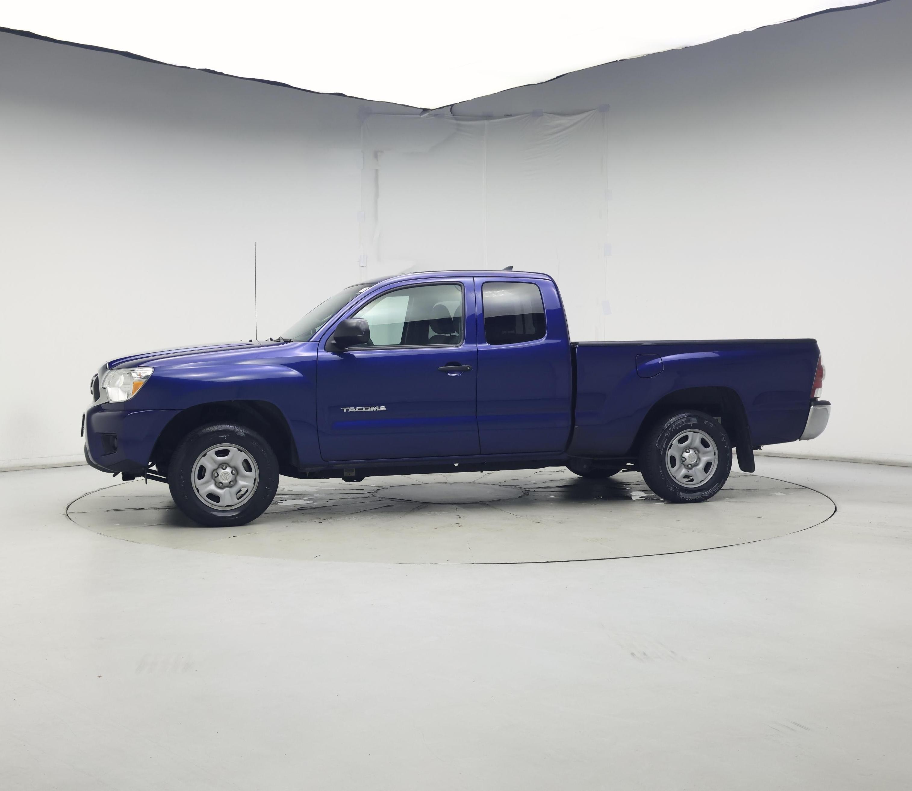 Thumbnail: 2014 Toyota Tacoma - 3