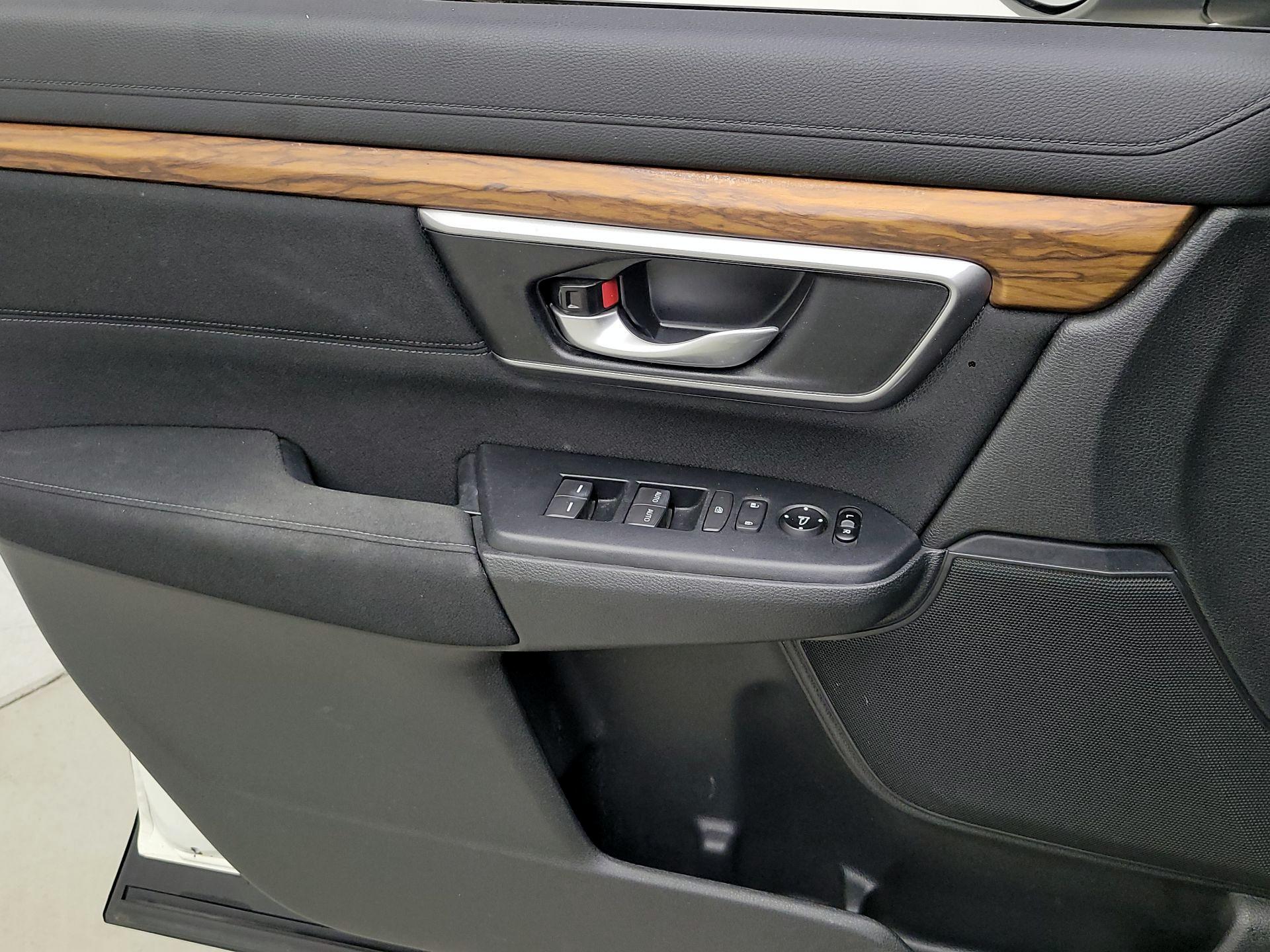Thumbnail: 2018 Honda CR-V - 12
