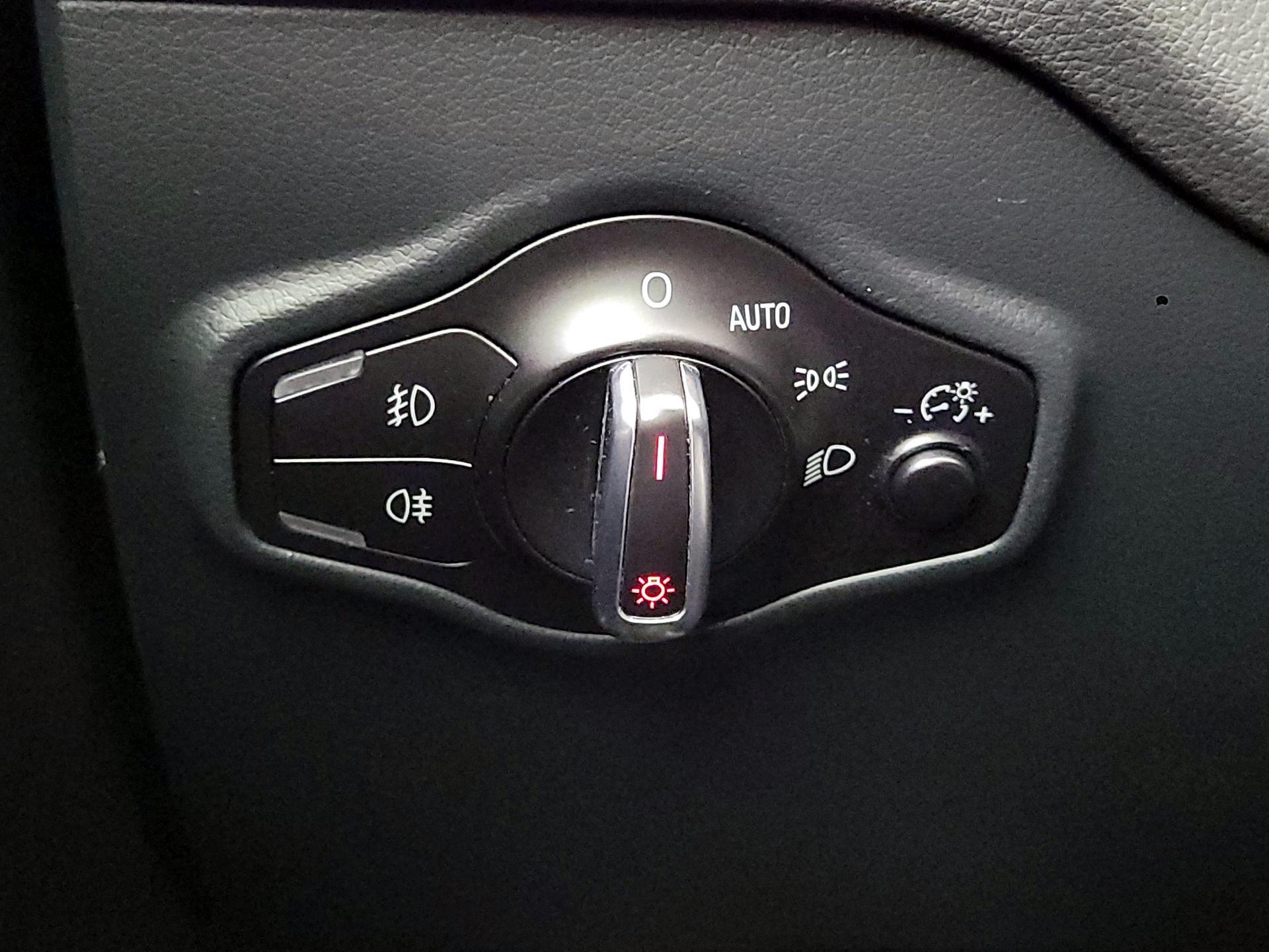 Thumbnail: 2014 Audi Q5 - 13