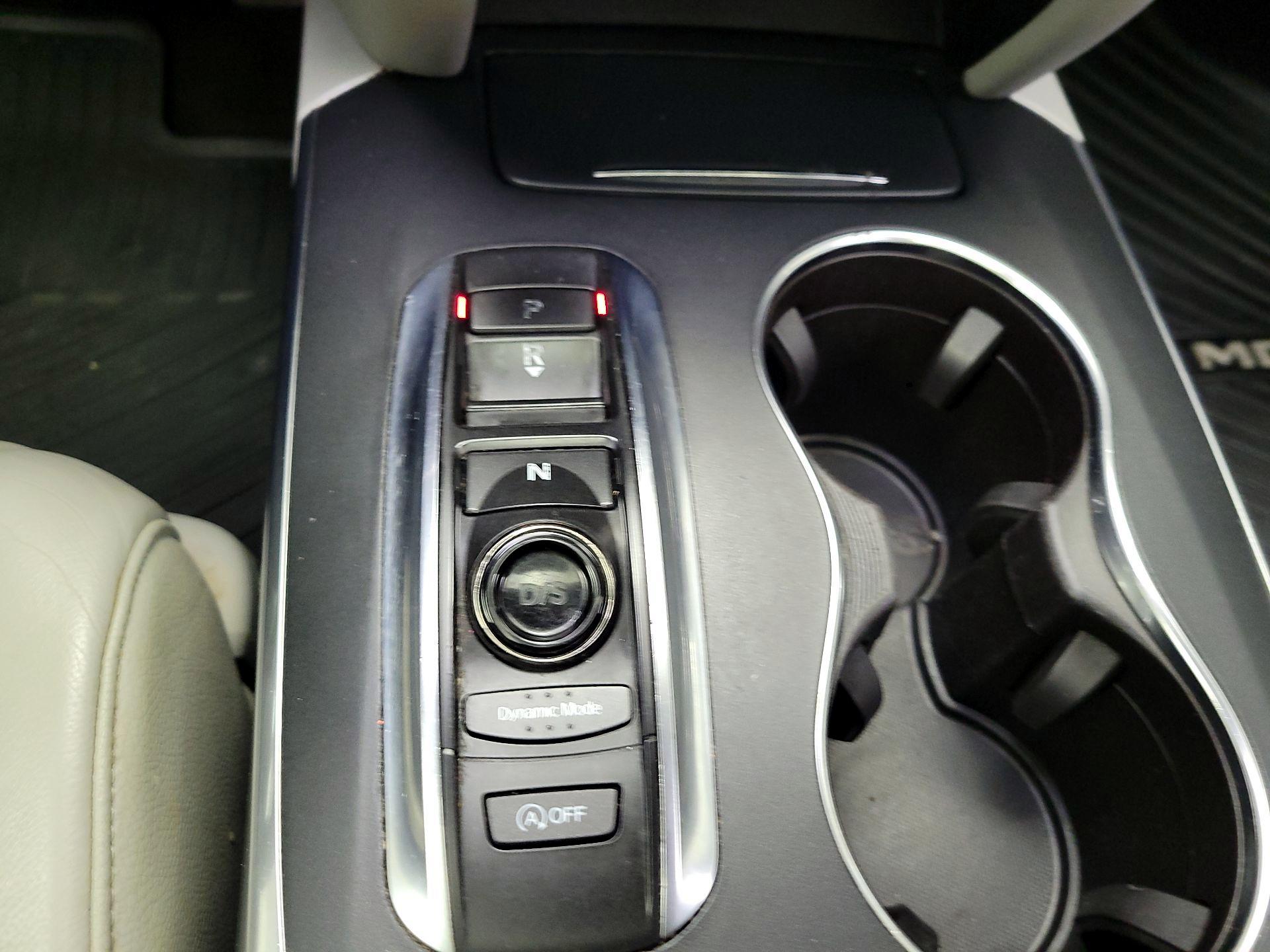 Thumbnail: 2019 Acura MDX - 17