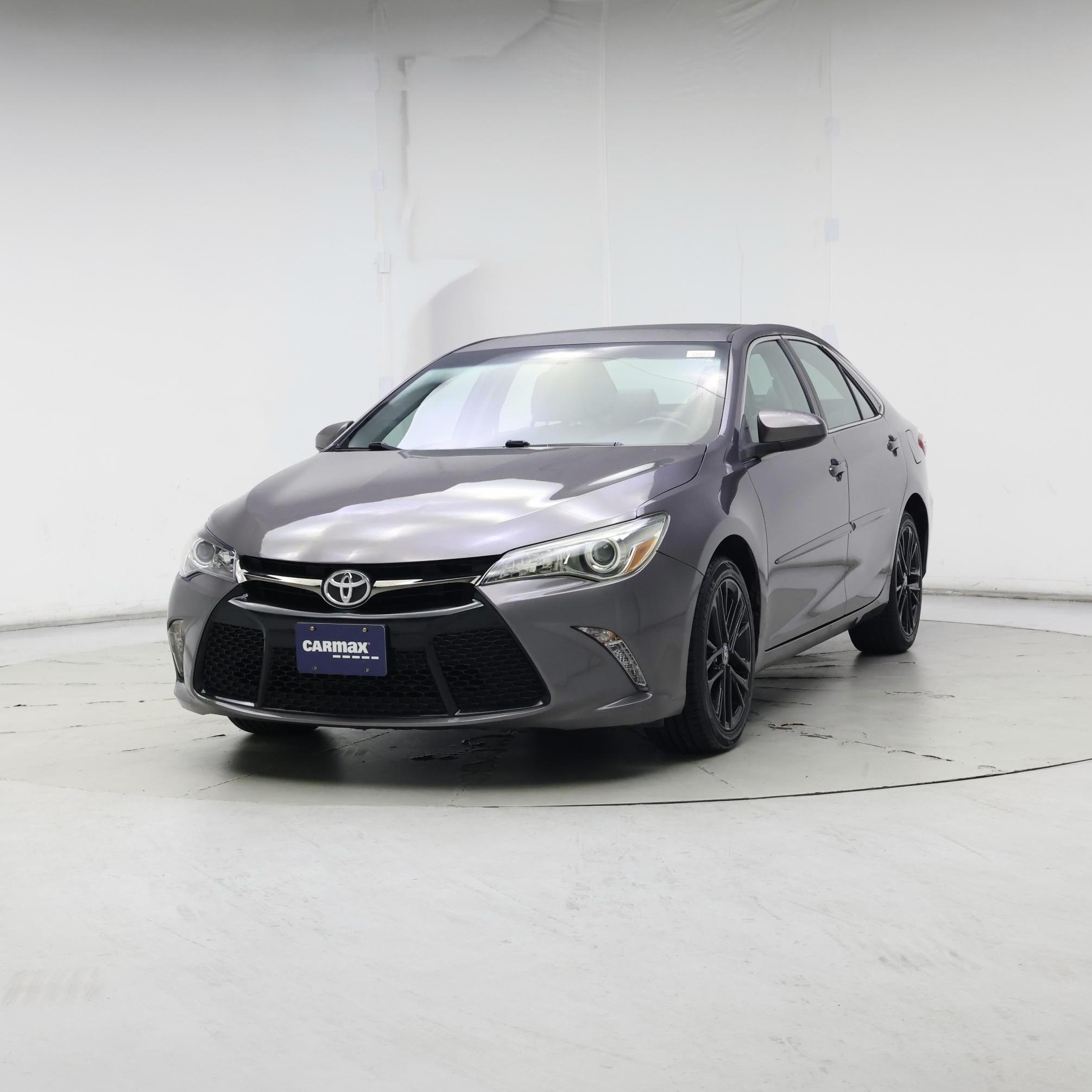 Thumbnail: 2015 Toyota Camry - 4