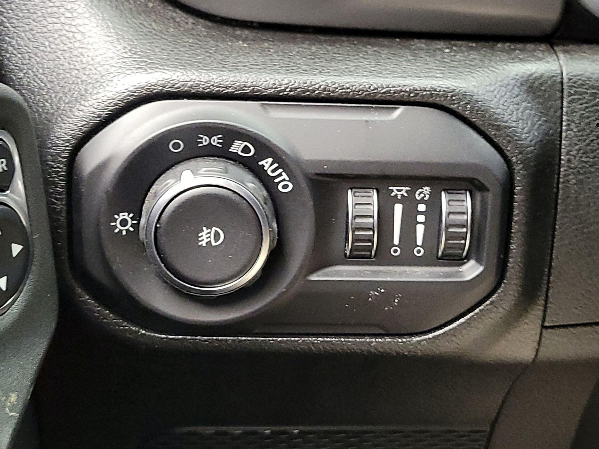 Thumbnail: 2022 Jeep Wrangler - 13