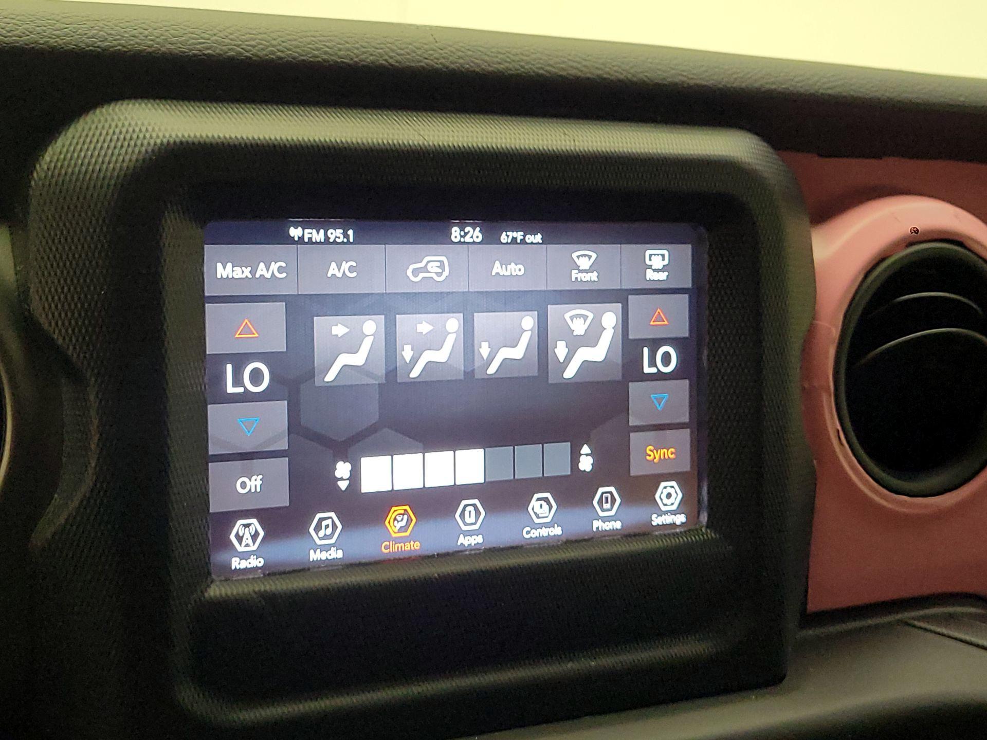 Thumbnail: 2022 Jeep Wrangler - 16