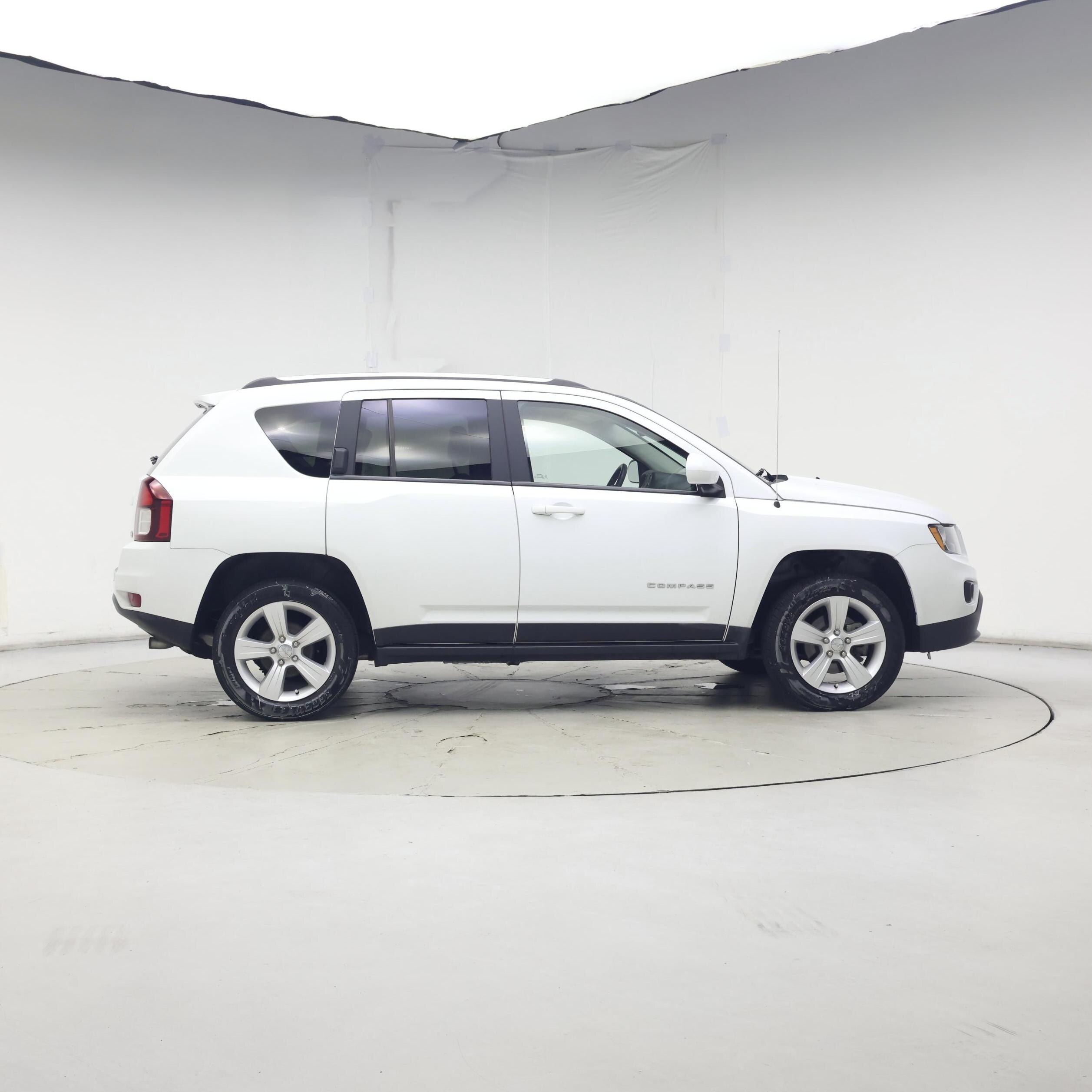 Thumbnail: 2015 Jeep Compass - 7