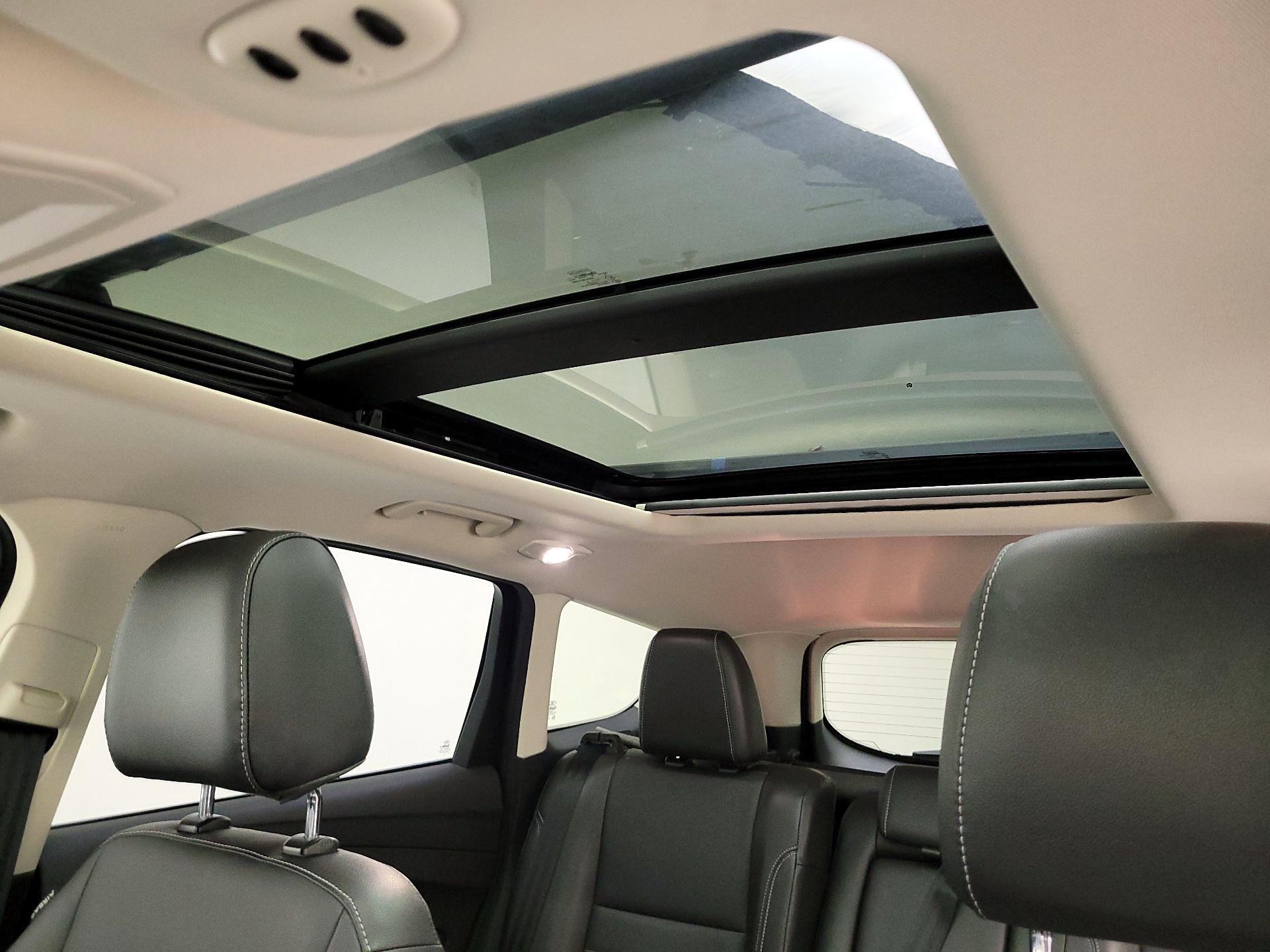 Thumbnail: 2015 Ford Escape - 19