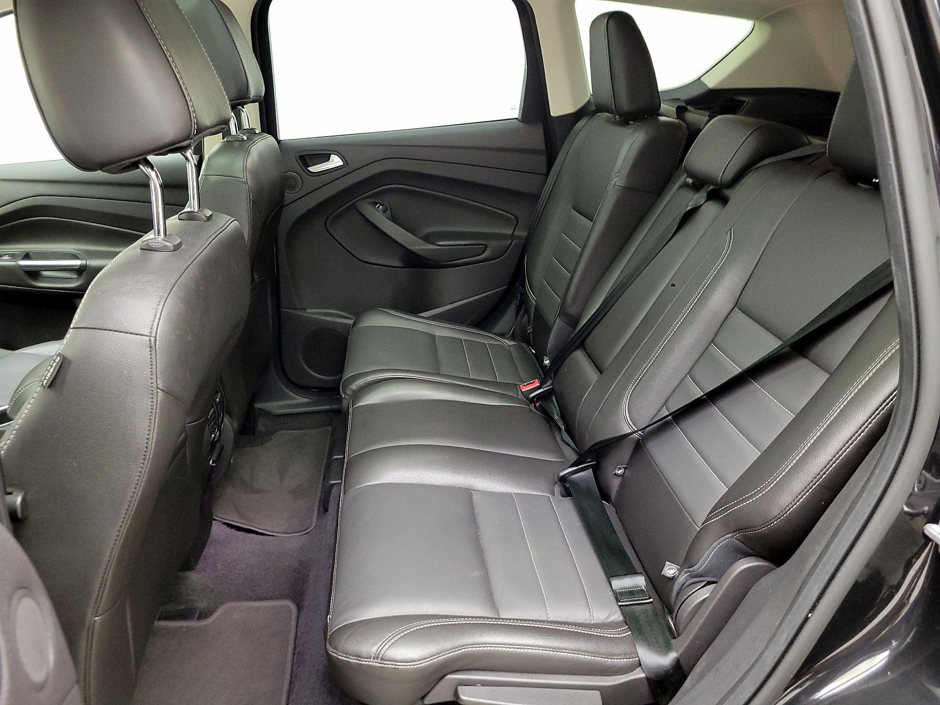 Thumbnail: 2015 Ford Escape - 20
