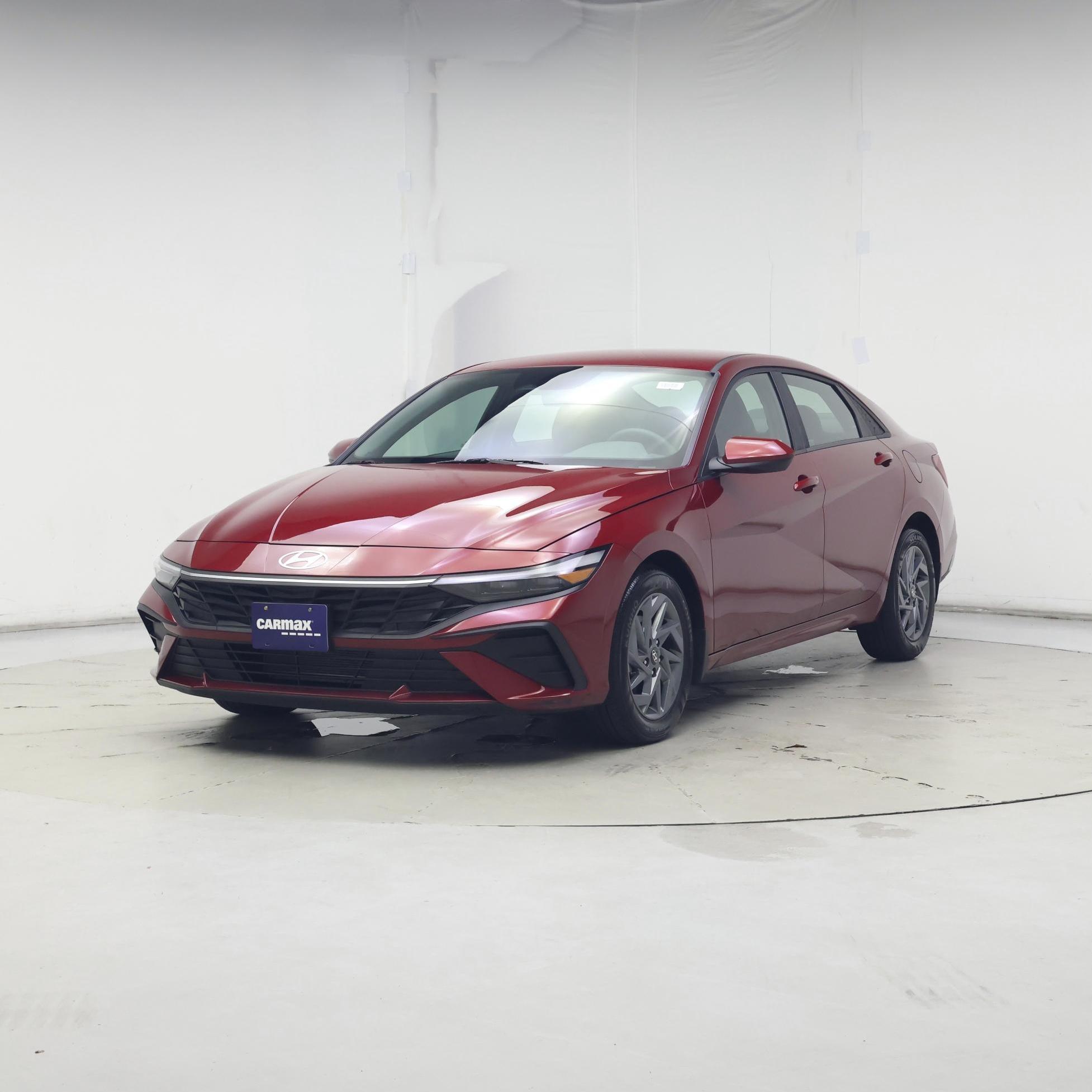 Thumbnail: 2024 Hyundai Elantra - 4