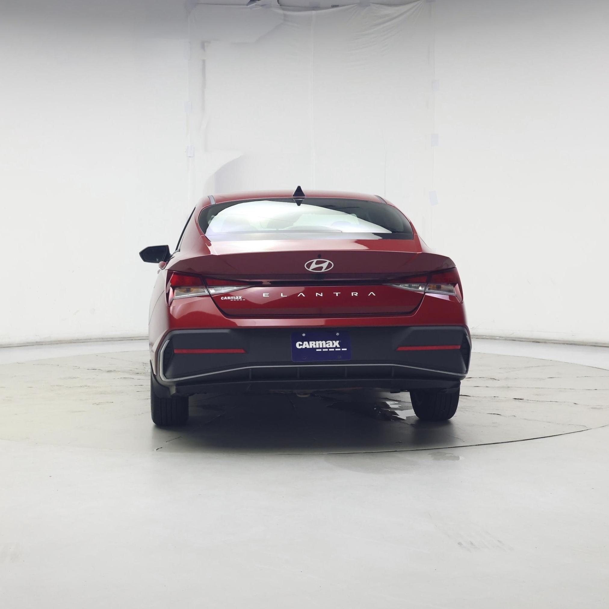 Thumbnail: 2024 Hyundai Elantra - 6