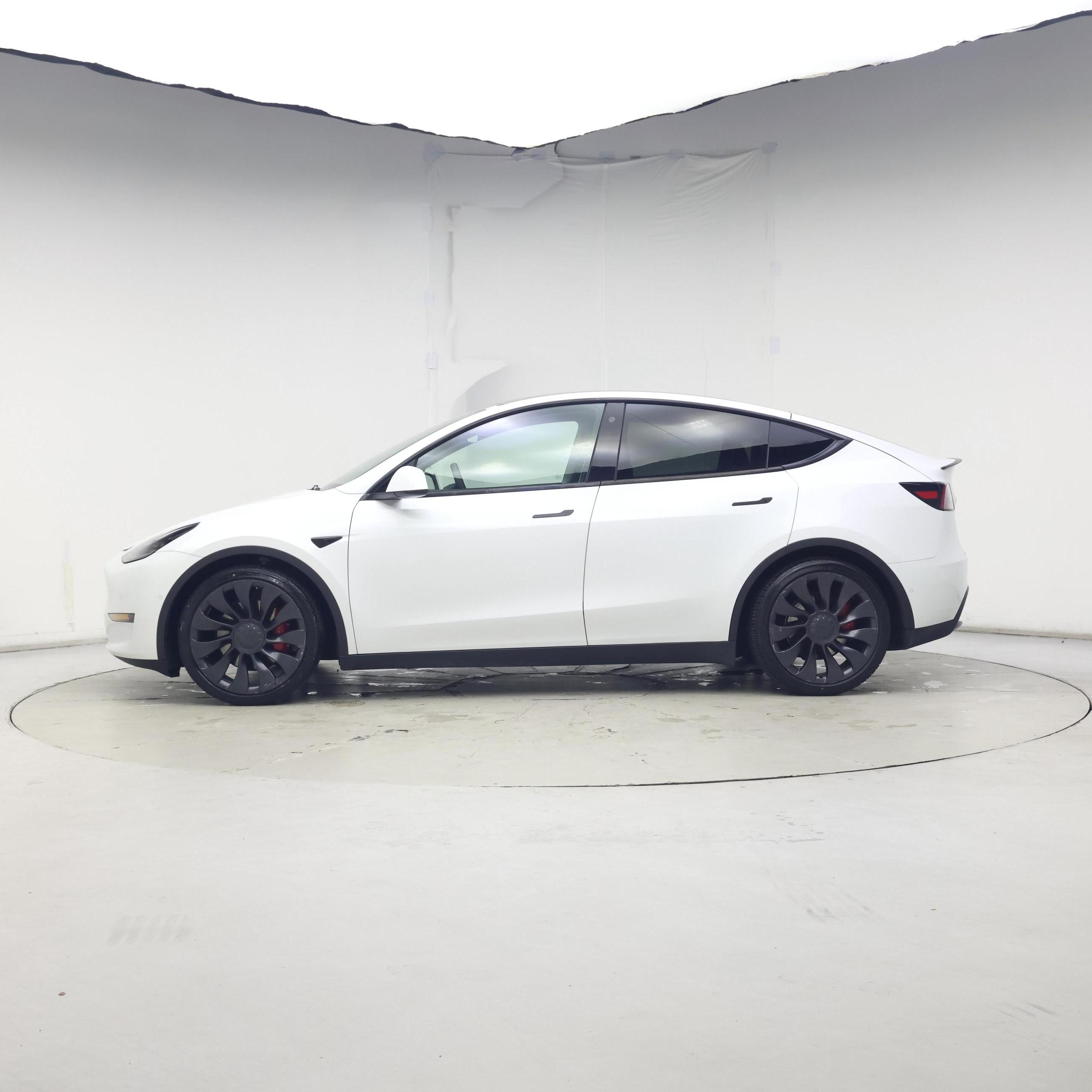 Thumbnail: 2022 Tesla Model Y - 3