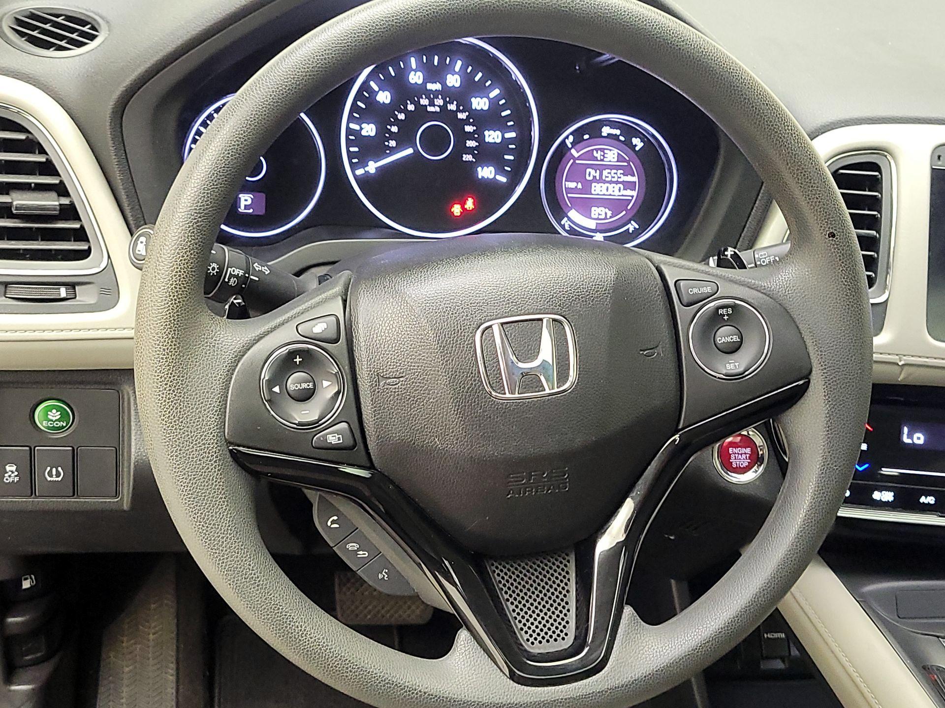 Thumbnail: 2016 Honda HR-V - 10