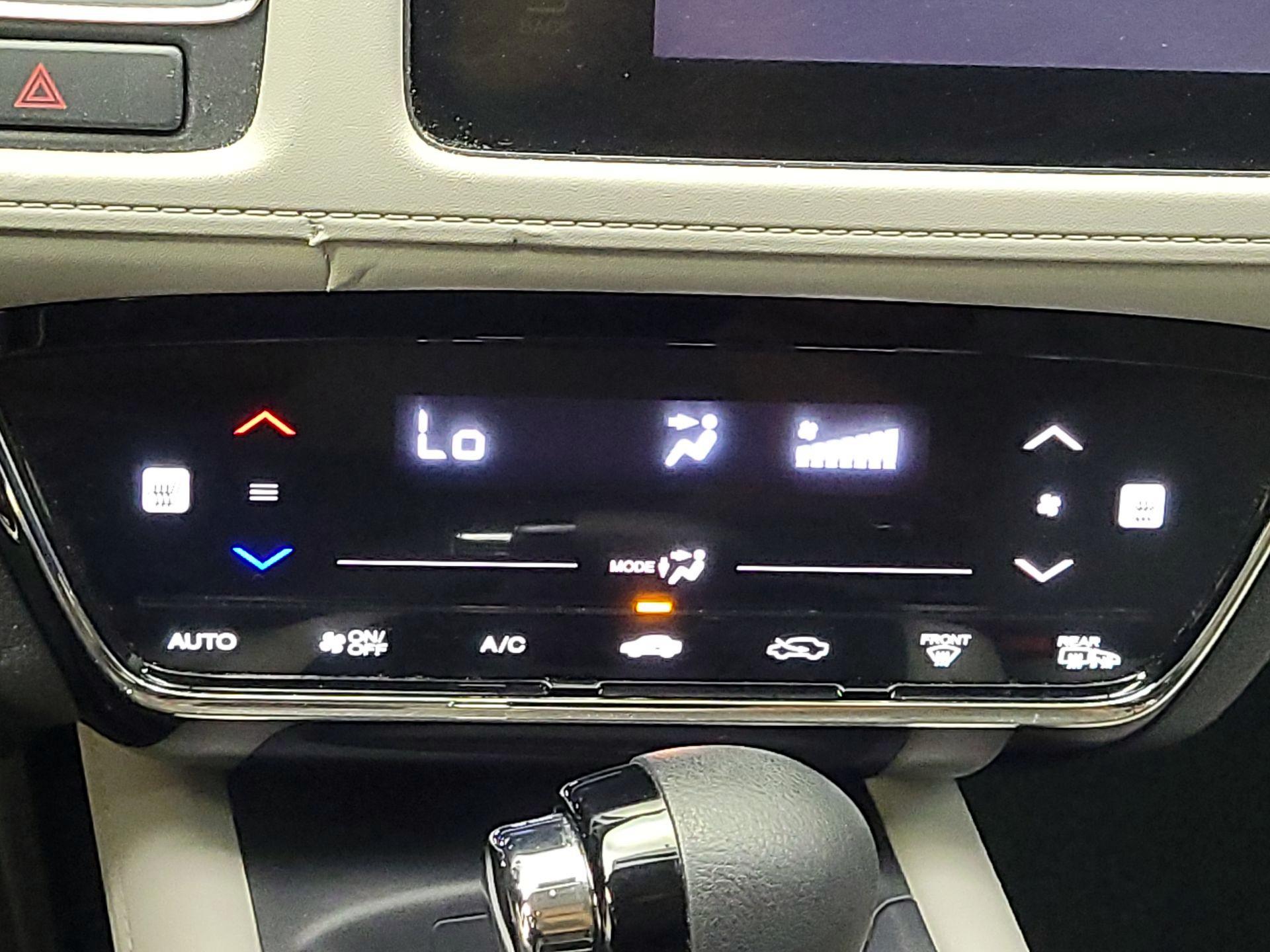 Thumbnail: 2016 Honda HR-V - 16