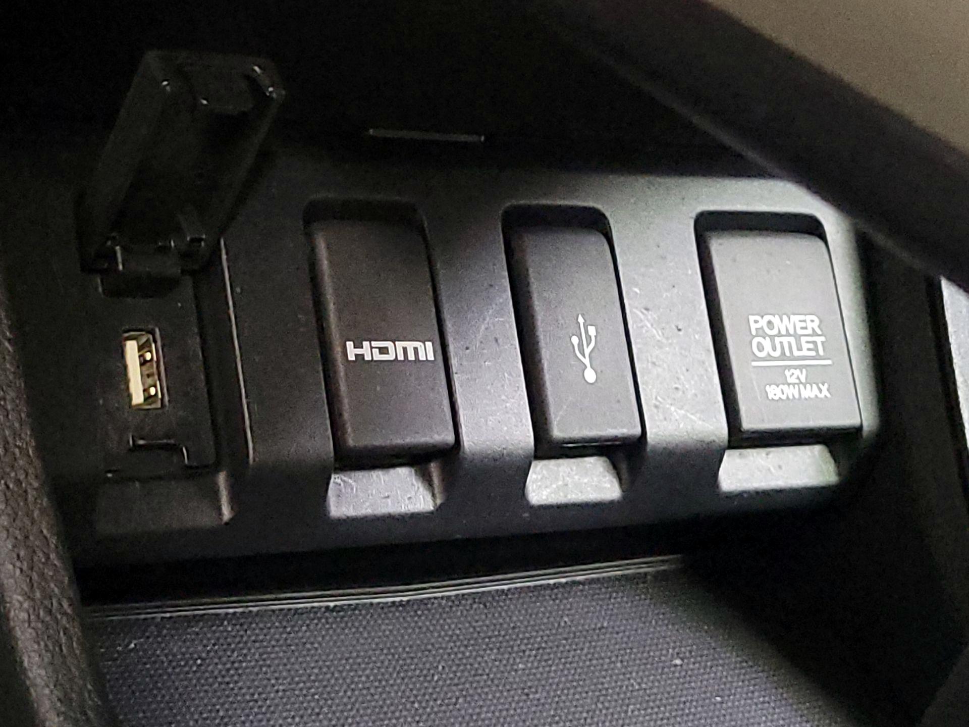 Thumbnail: 2016 Honda HR-V - 18