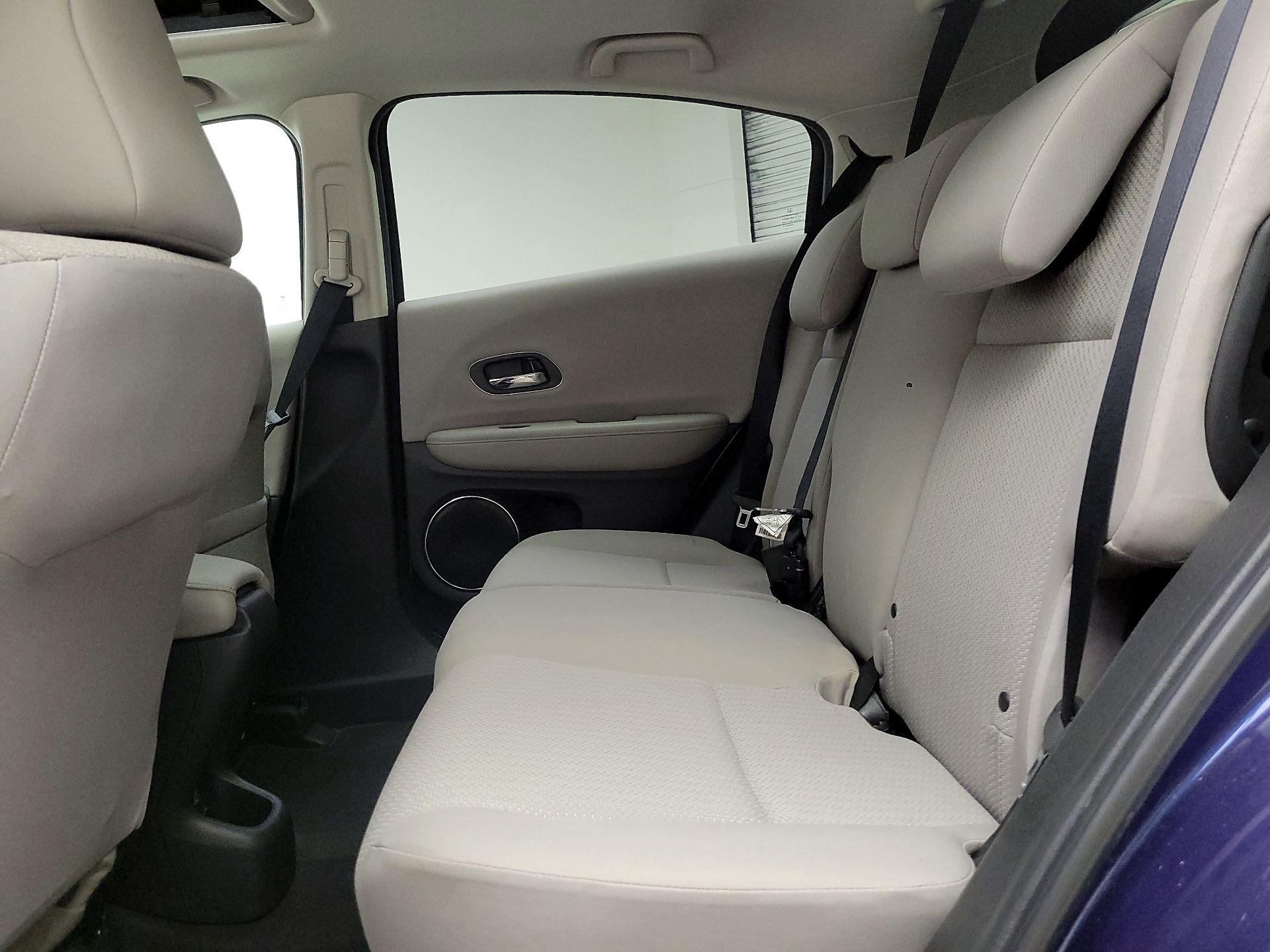 Thumbnail: 2016 Honda HR-V - 20