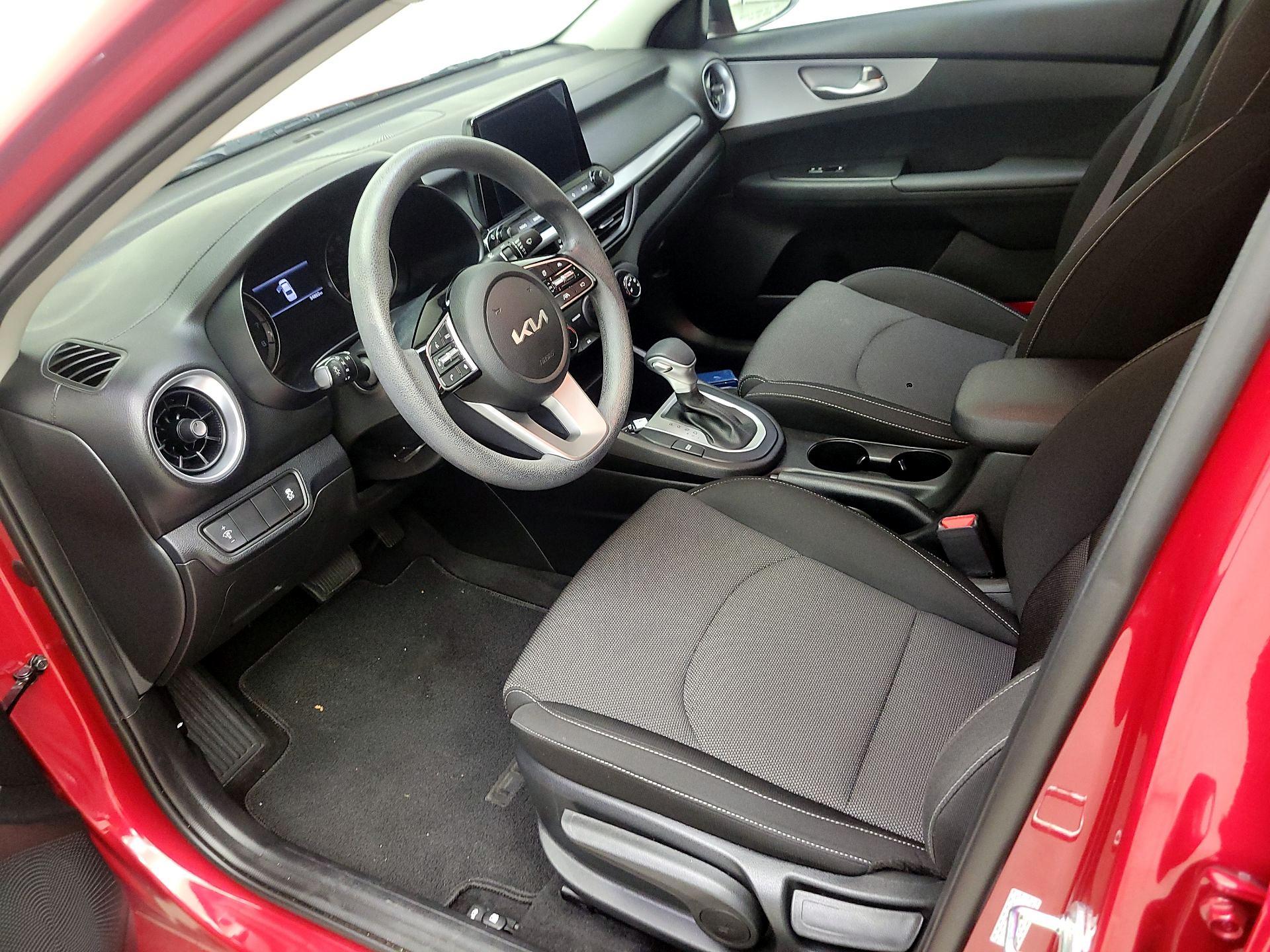 Thumbnail: 2023 Kia Forte - 11