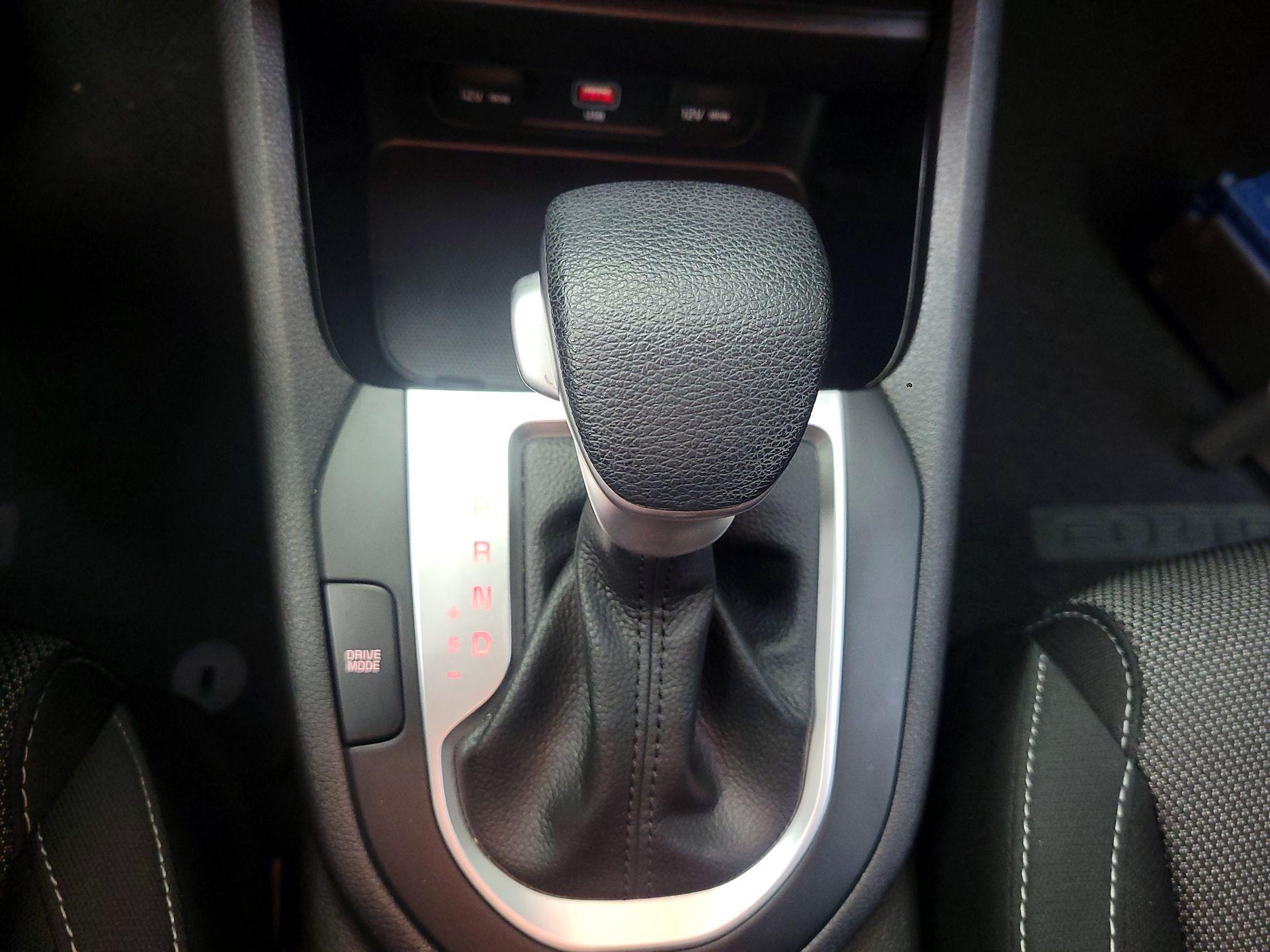 Thumbnail: 2023 Kia Forte - 17
