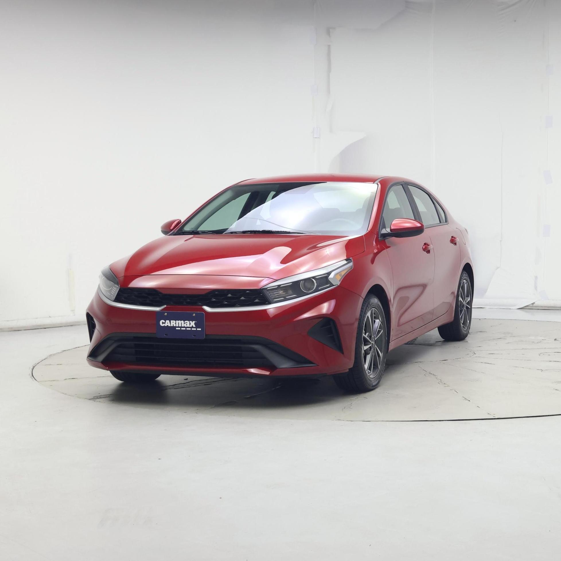 Thumbnail: 2023 Kia Forte - 4