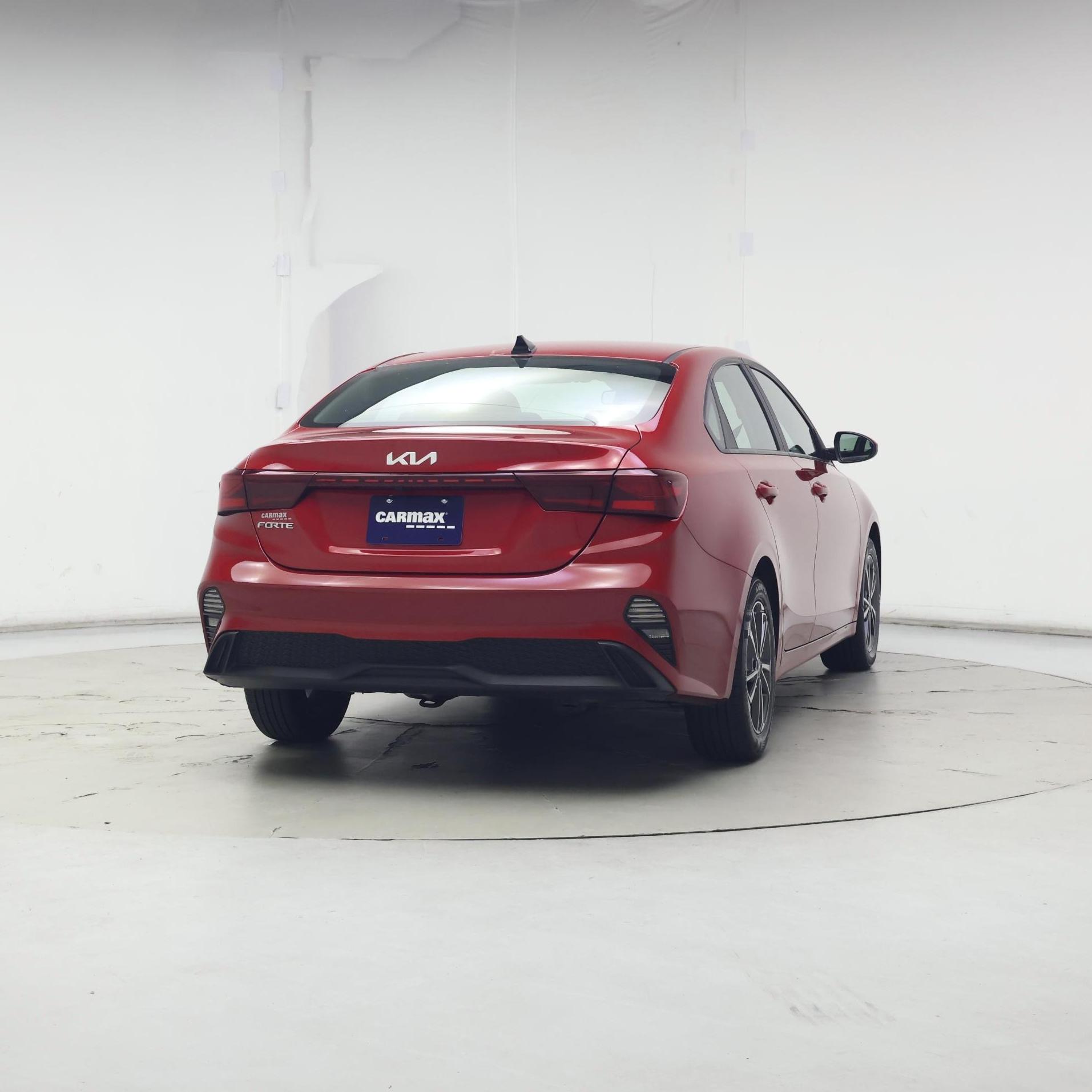 Thumbnail: 2023 Kia Forte - 8
