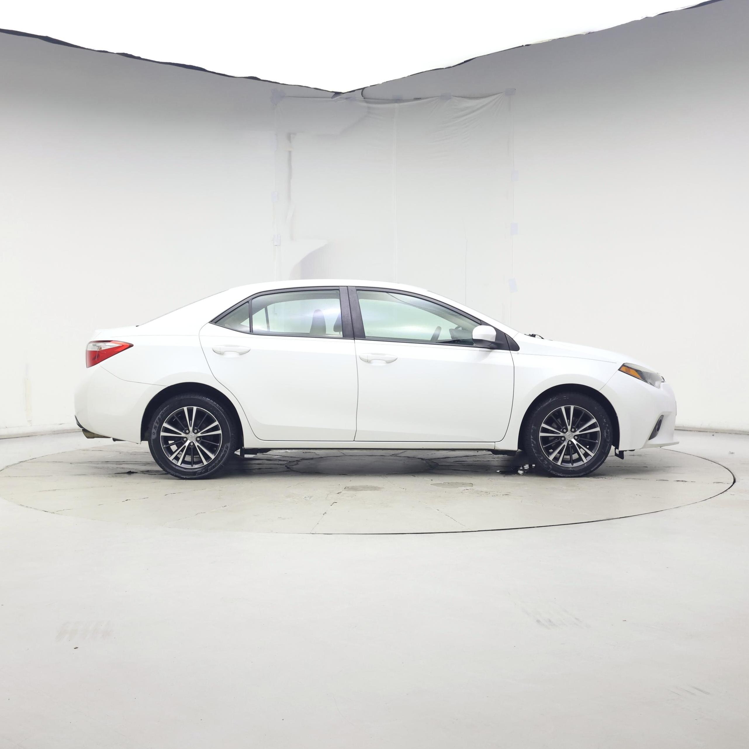 Thumbnail: 2016 Toyota Corolla - 7