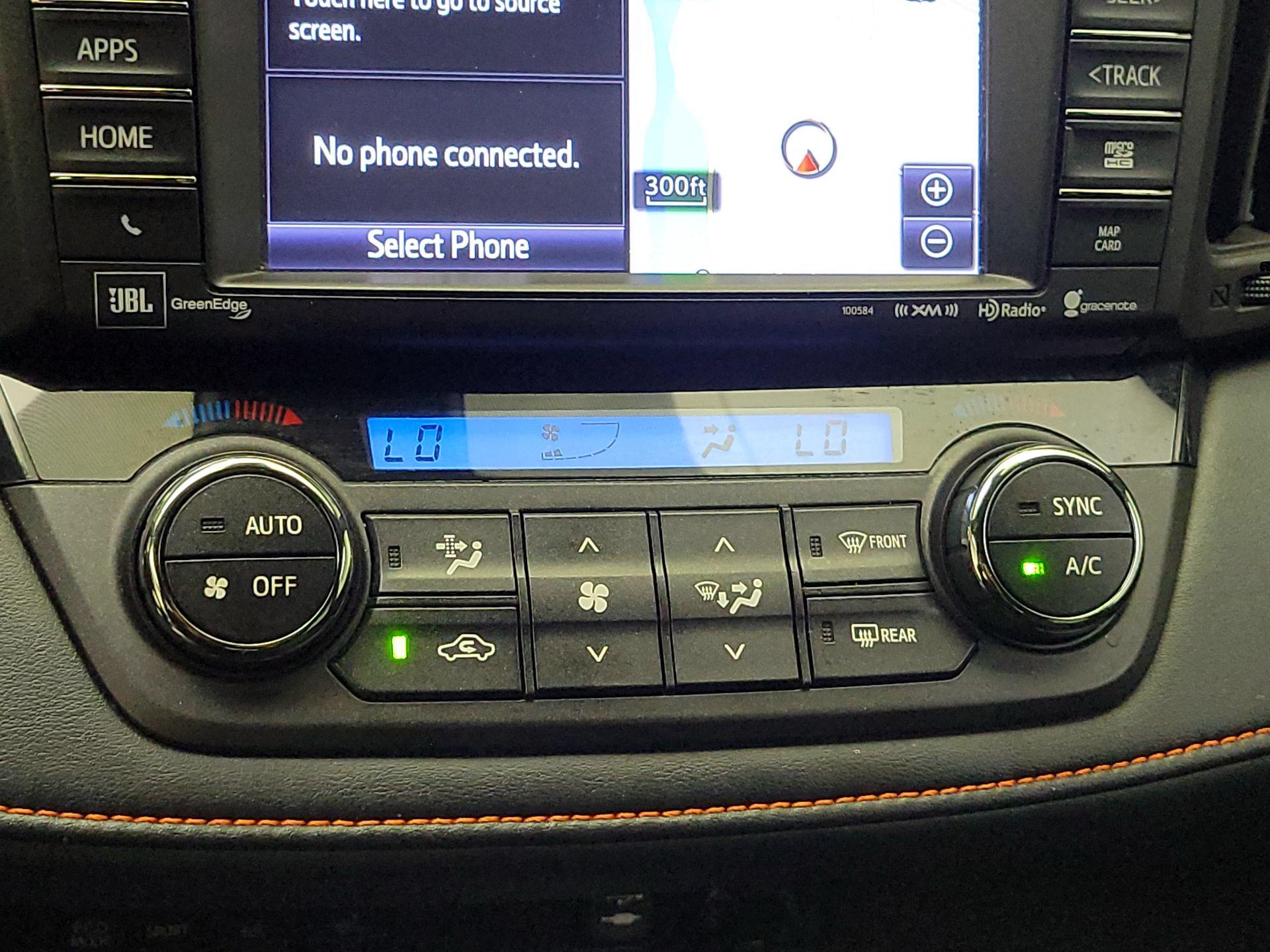 Thumbnail: 2018 Toyota RAV4 - 17