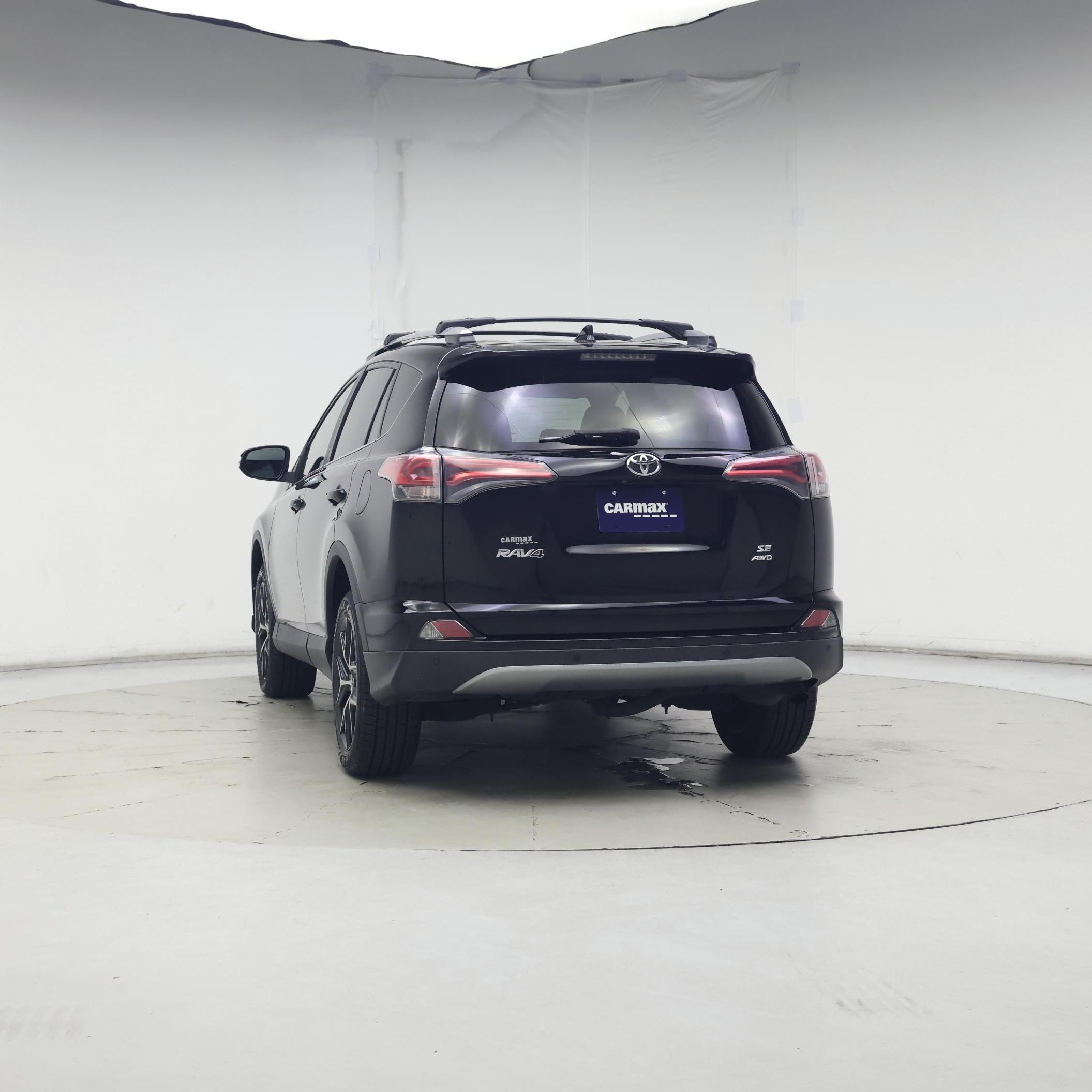 Thumbnail: 2018 Toyota RAV4 - 6
