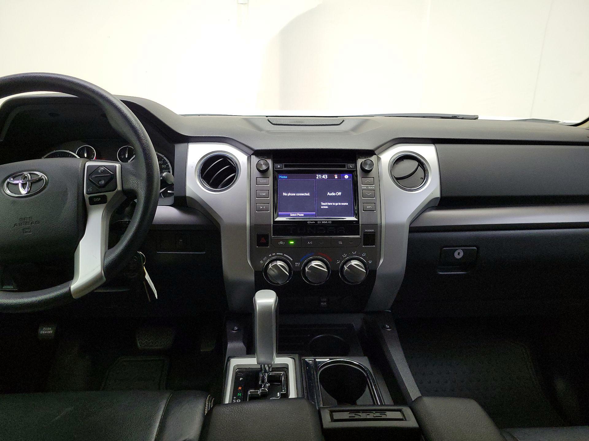 Thumbnail: 2014 Toyota Tundra - 9