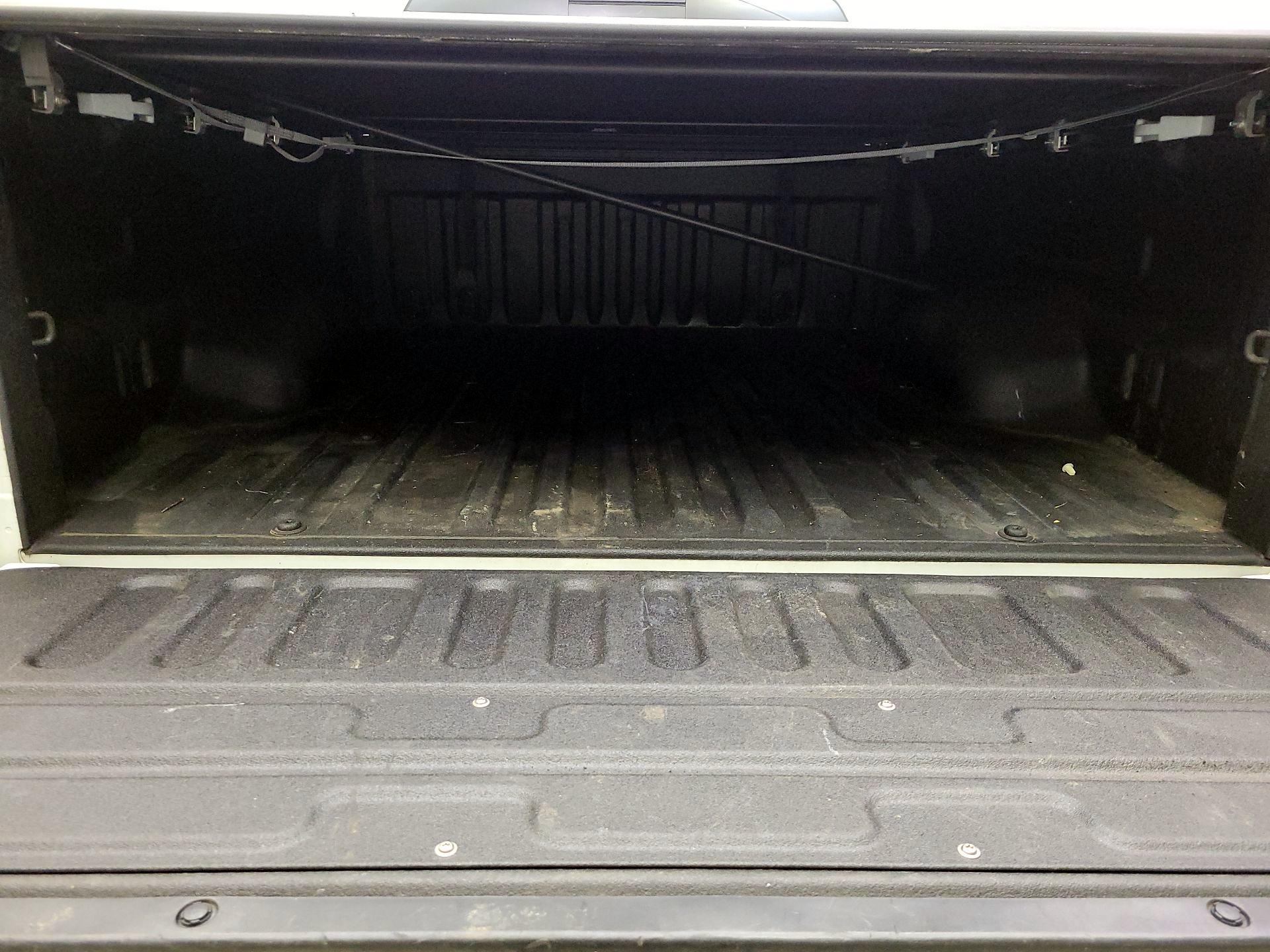 Thumbnail: 2014 Toyota Tundra - 20