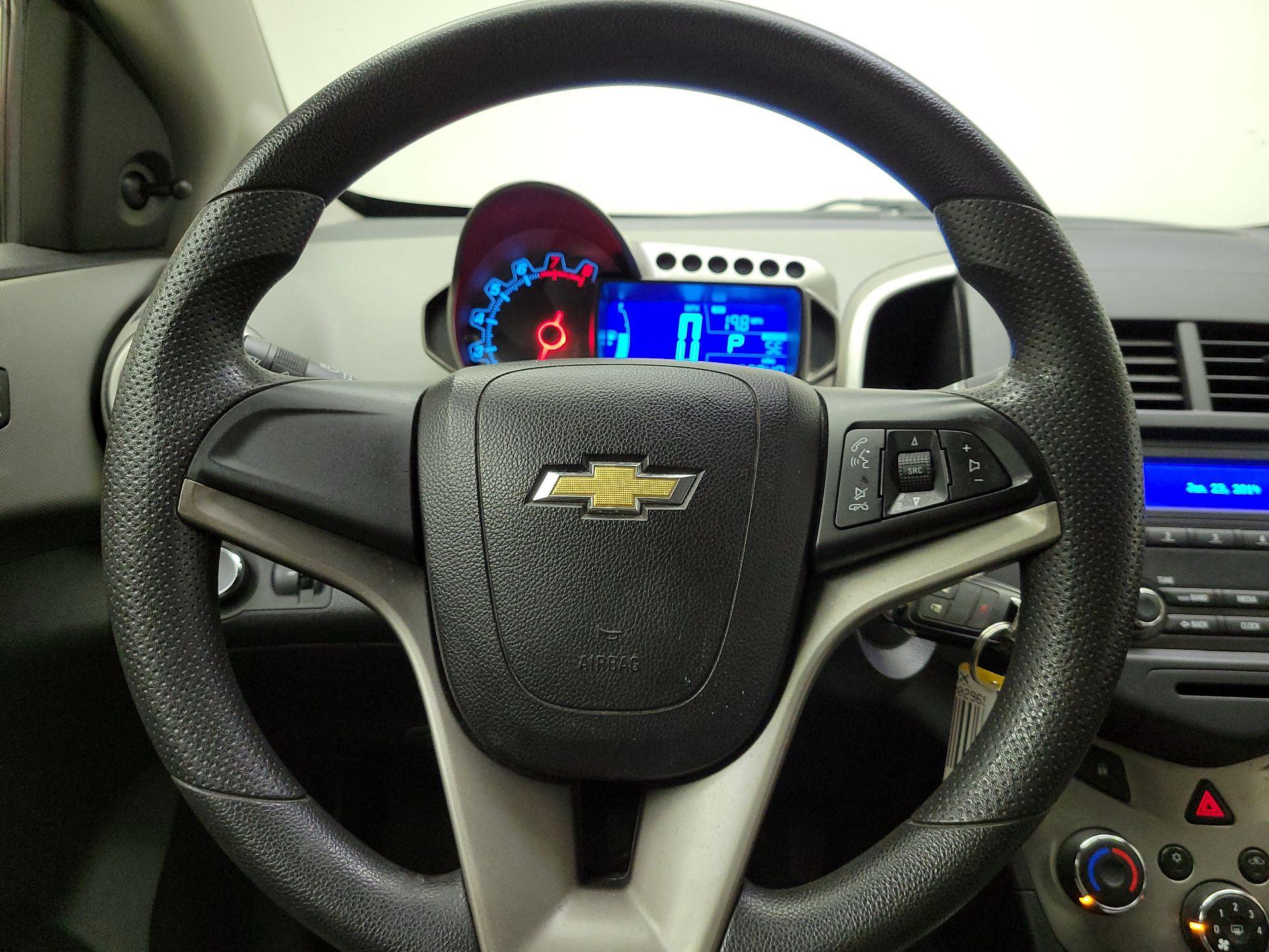 Thumbnail: 2015 Chevrolet Sonic - 10
