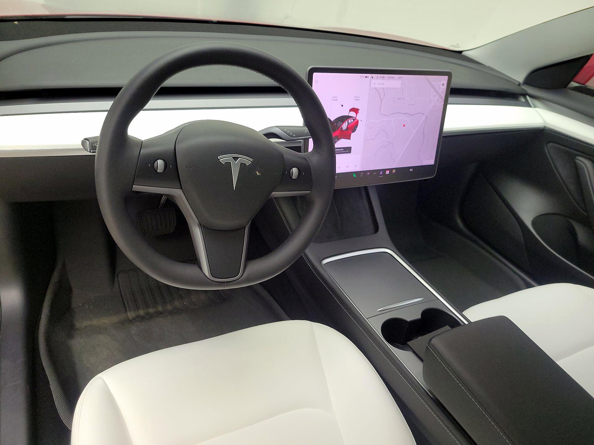 Thumbnail: 2021 Tesla Model 3 - 9