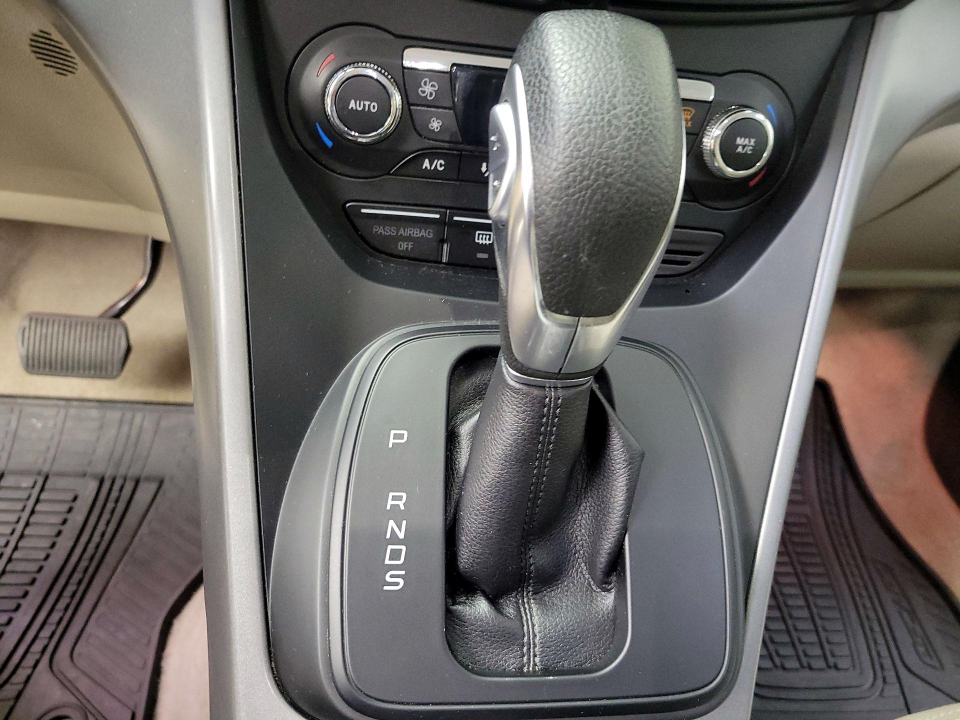 Thumbnail: 2014 Ford Escape - 17