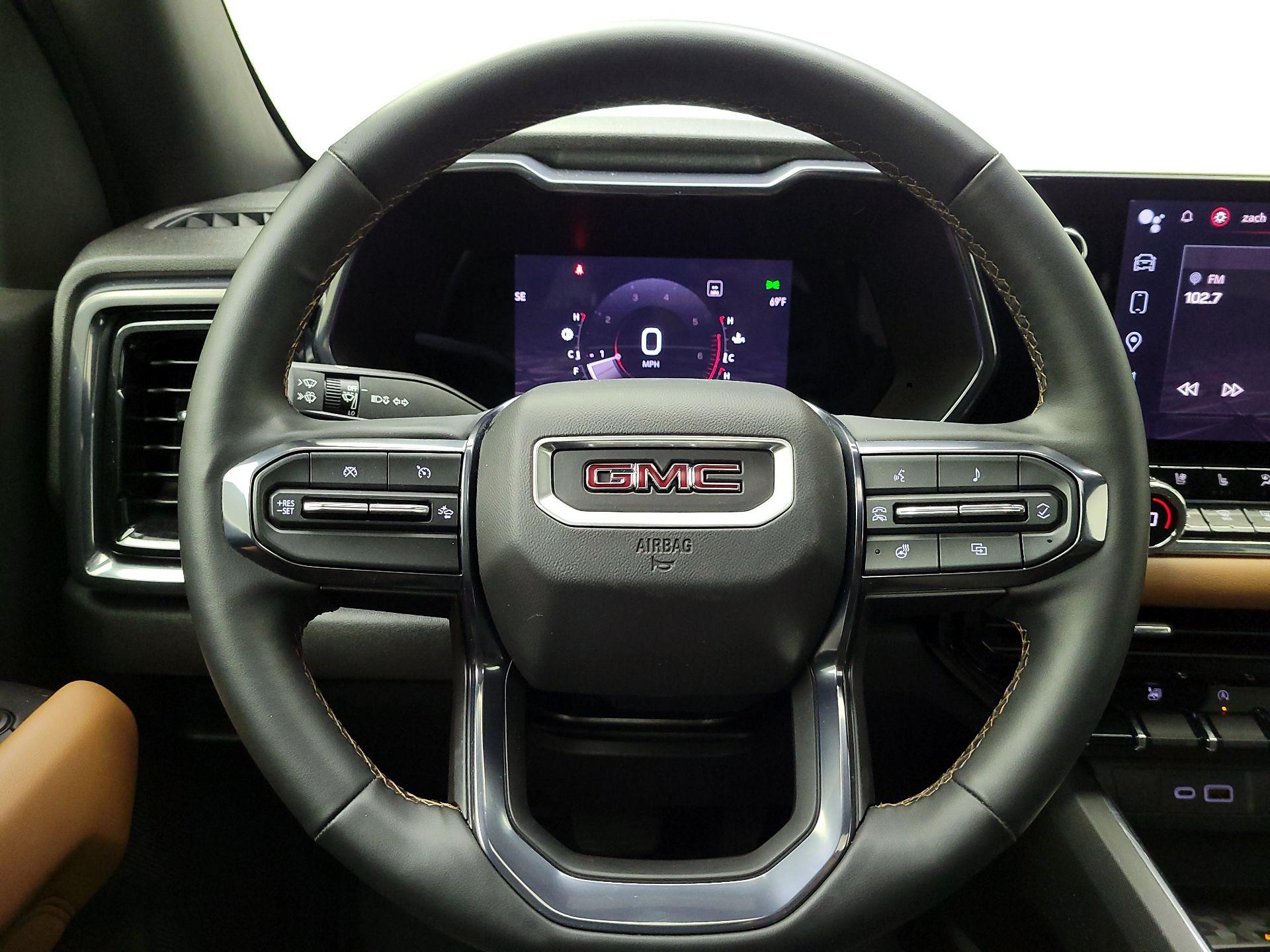 Thumbnail: 2023 GMC Canyon - 10