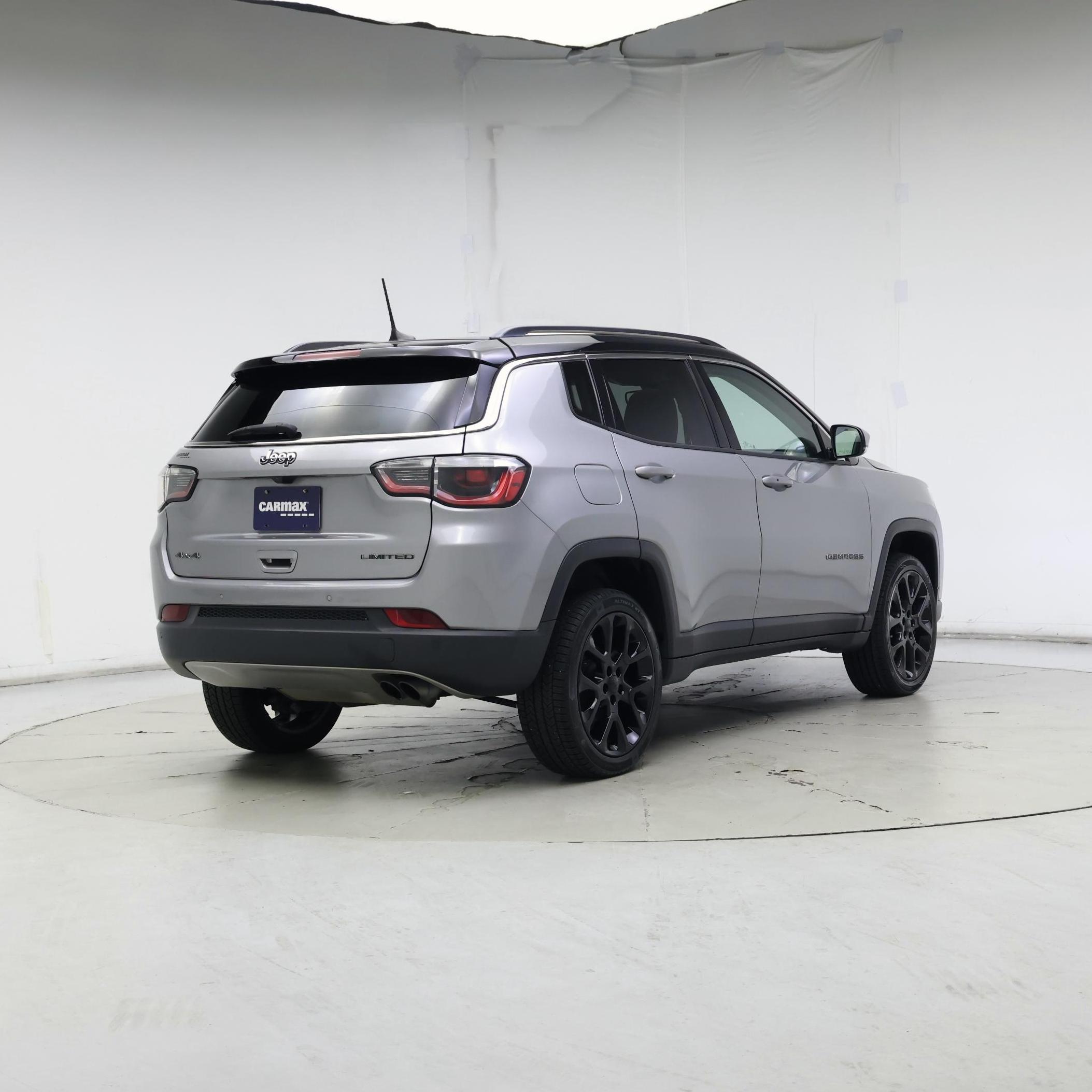 Thumbnail: 2018 Jeep Compass - 8