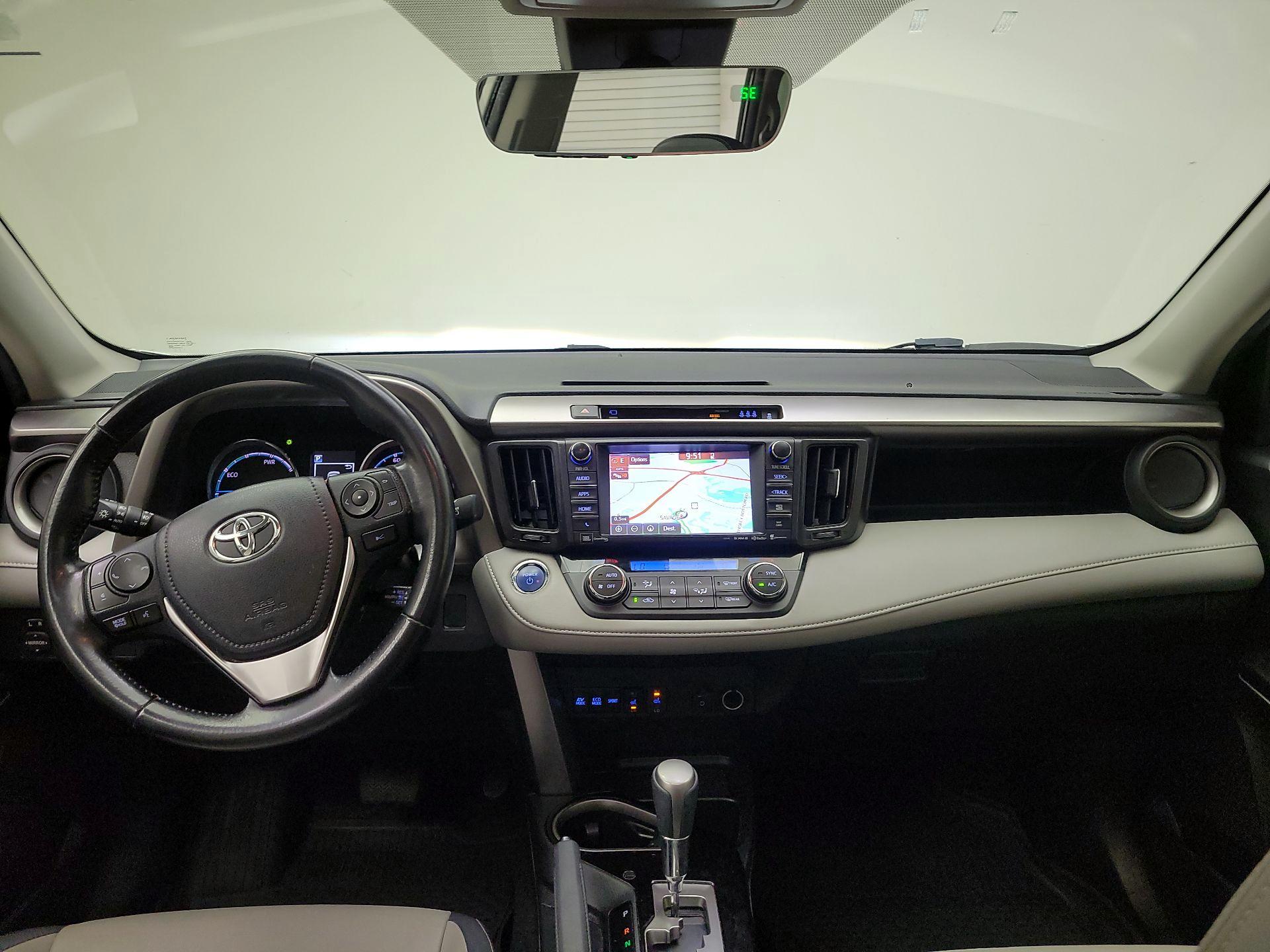 Thumbnail: 2017 Toyota RAV4 - 9