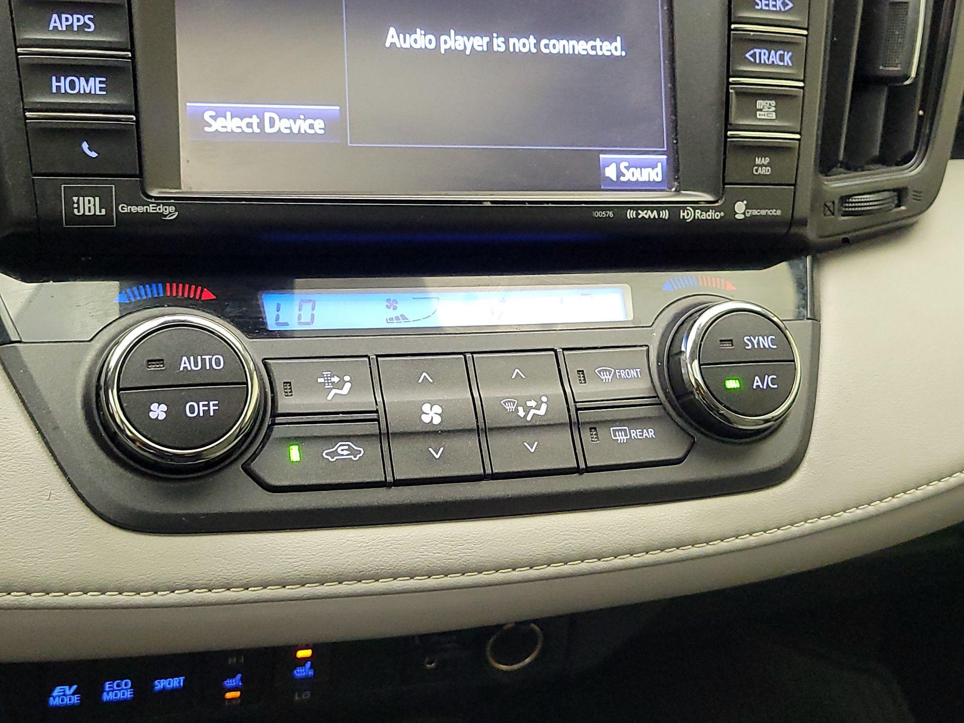 Thumbnail: 2017 Toyota RAV4 - 17