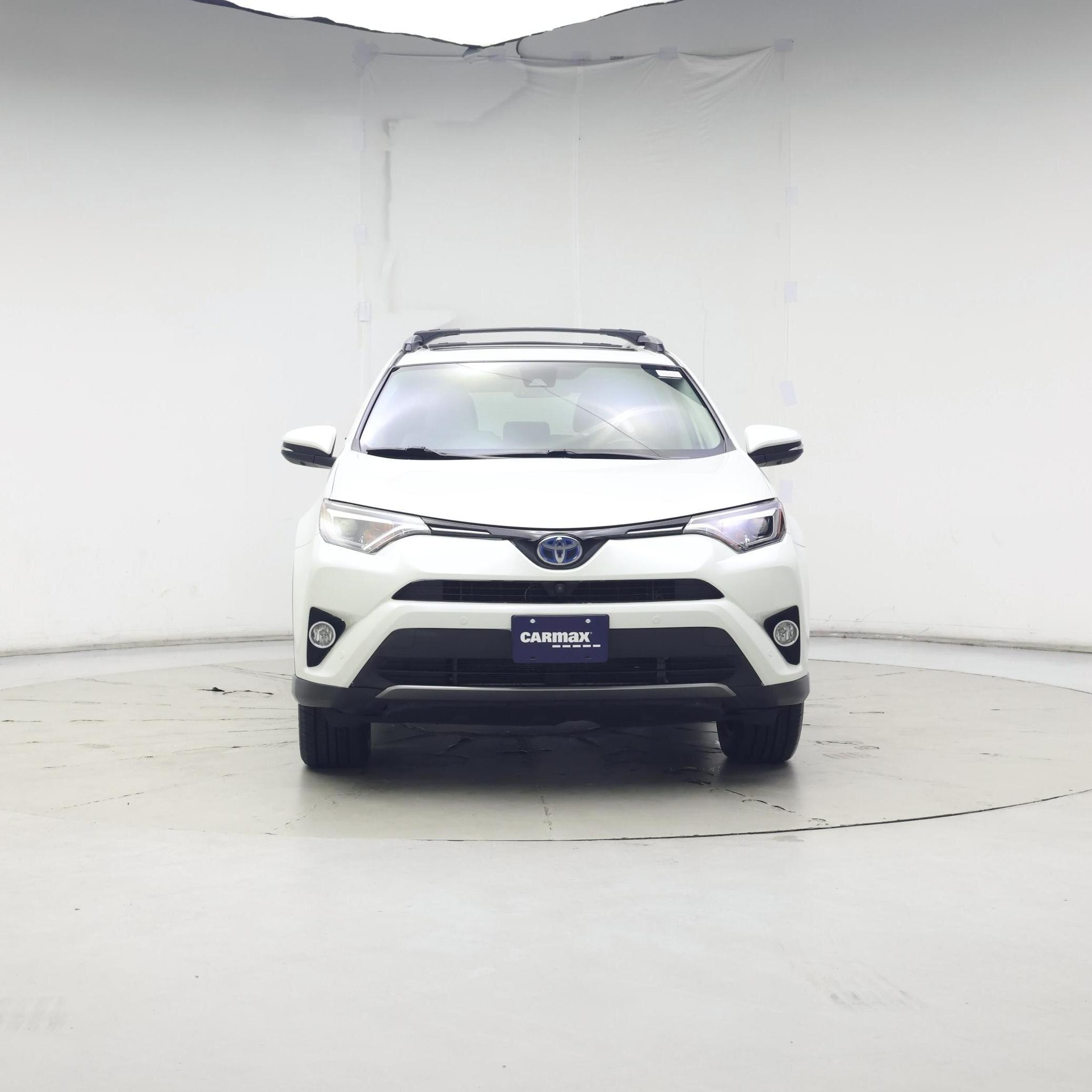Thumbnail: 2017 Toyota RAV4 - 5