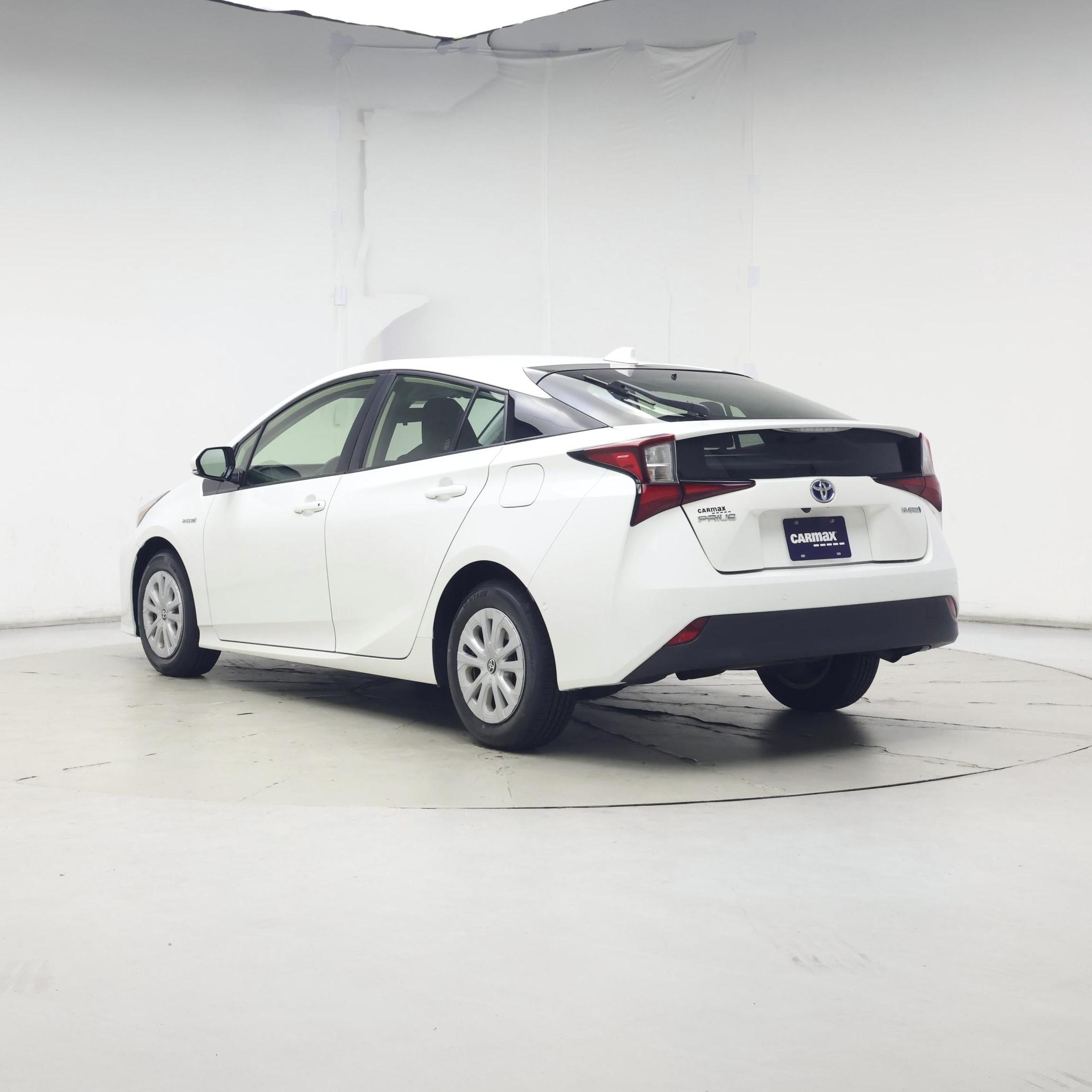 Thumbnail: 2020 Toyota Prius - 2