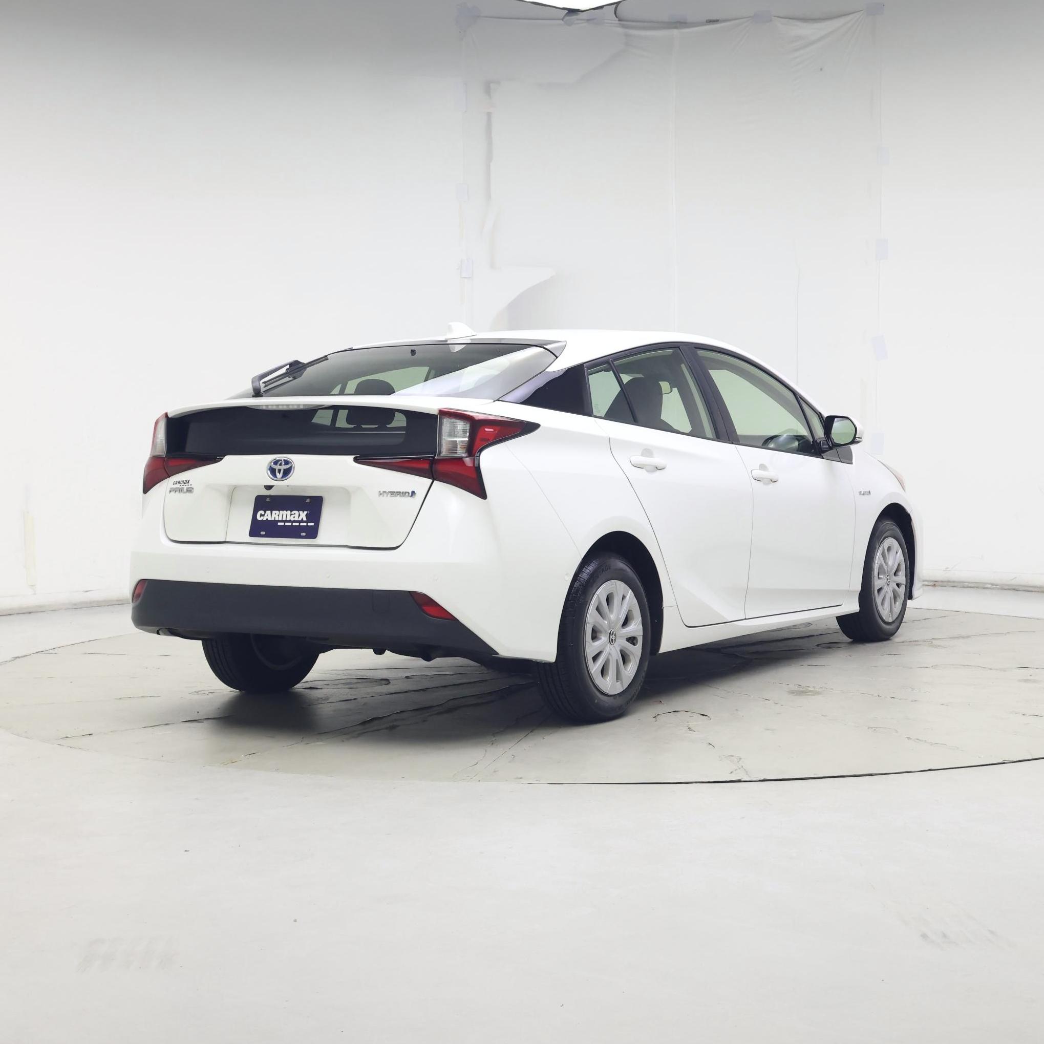 Thumbnail: 2020 Toyota Prius - 8