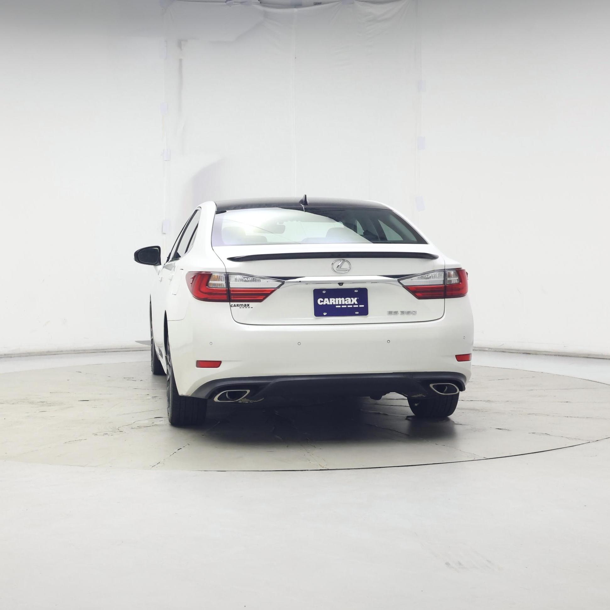 Thumbnail: 2017 Lexus ES - 6