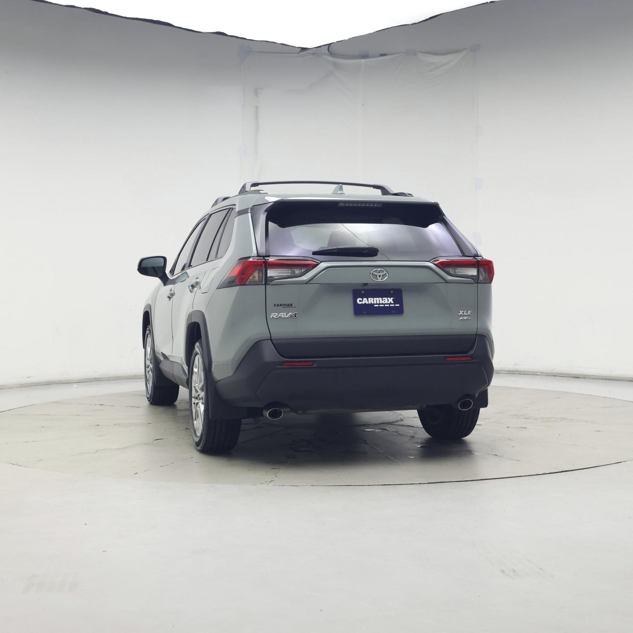 Thumbnail: 2021 Toyota RAV4 - 6