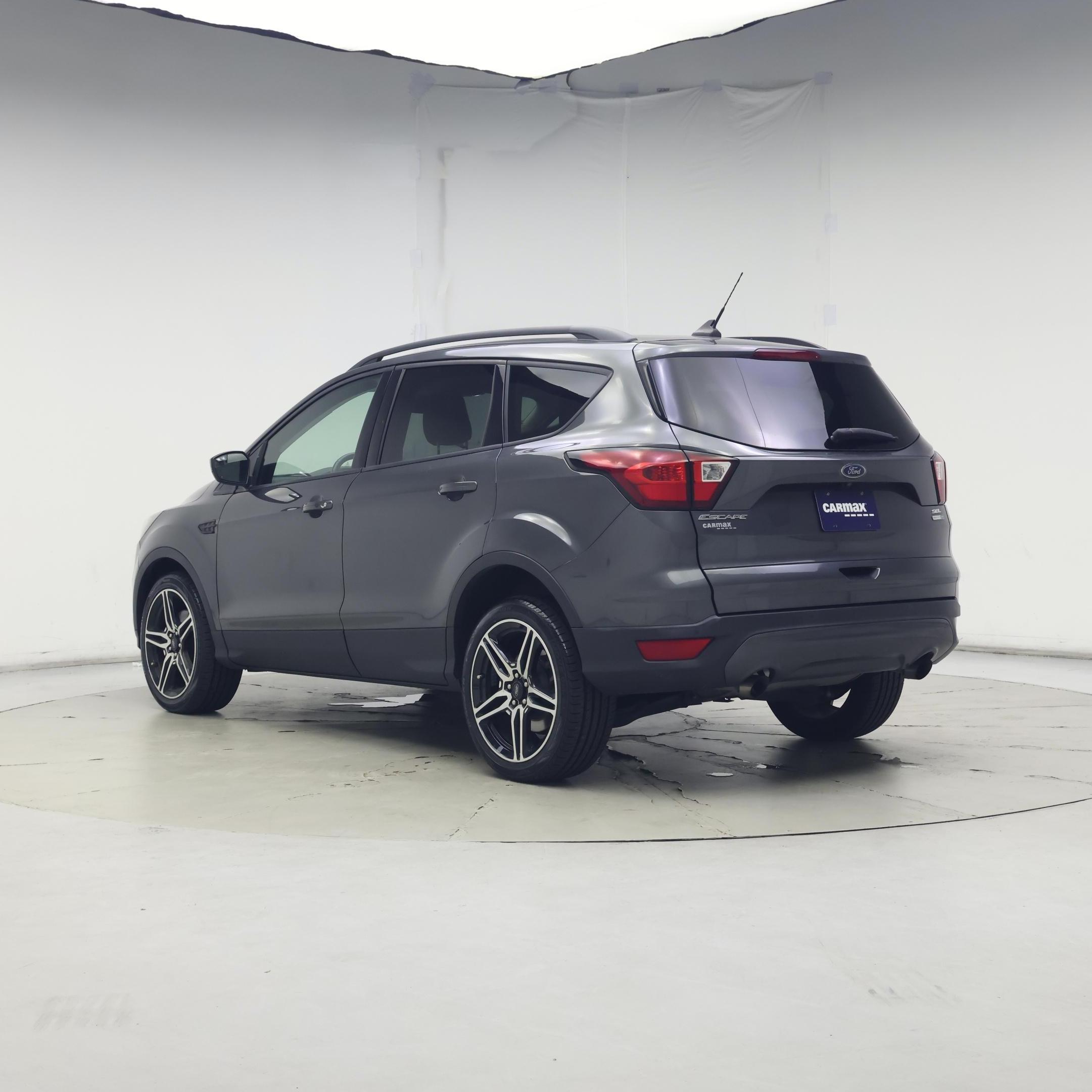 Thumbnail: 2019 Ford Escape - 2