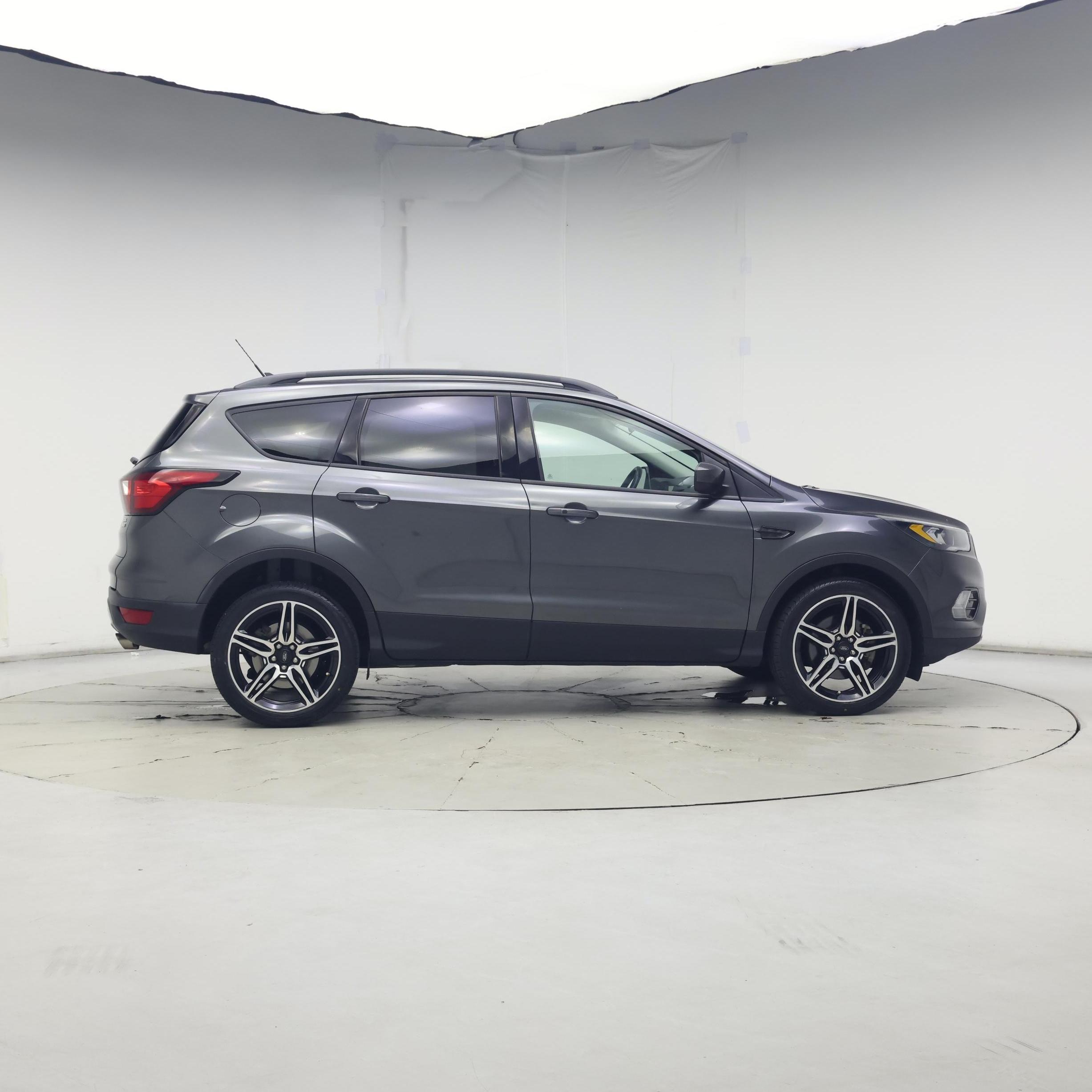 Thumbnail: 2019 Ford Escape - 7