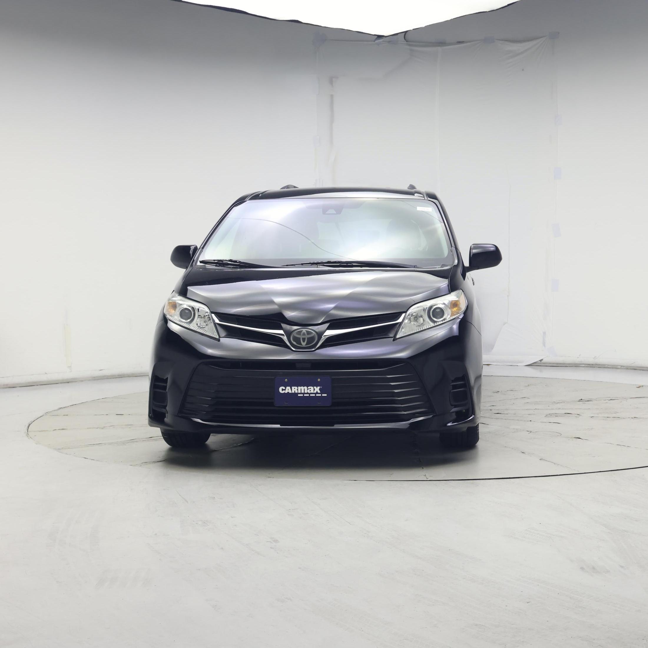 Thumbnail: 2018 Toyota Sienna - 5
