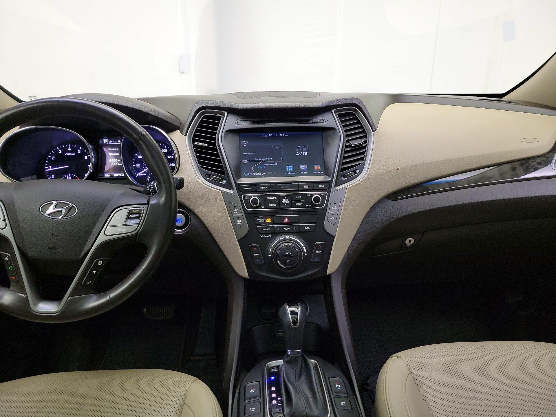 Thumbnail: 2017 Hyundai Santa Fe - 9